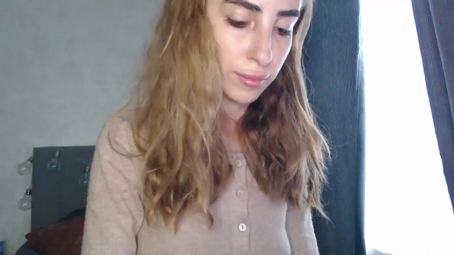 Gallery image thumbnail from Nora_Sweet's myfreecams stream on, 08/28/2024, 09:10 image 5 of 20