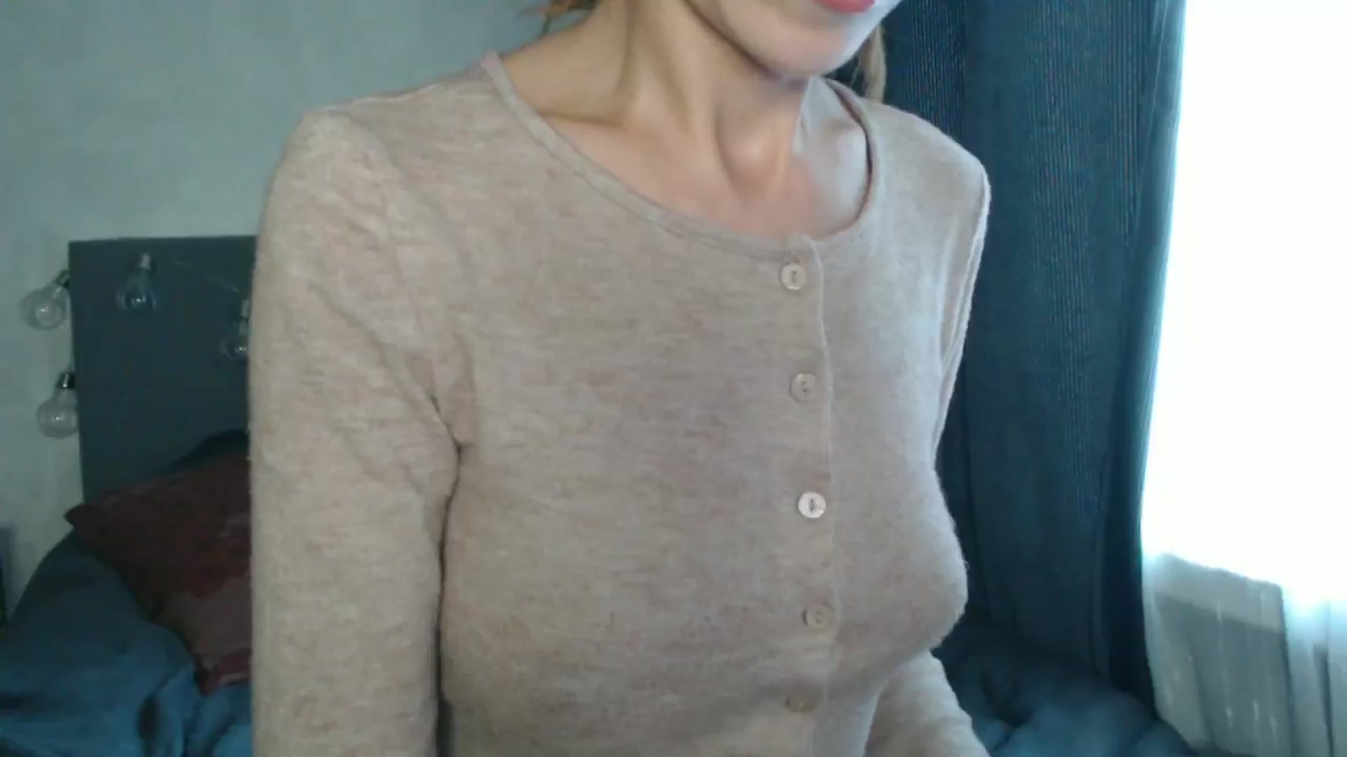 Gallery image thumbnail from Nora_Sweet's myfreecams stream on, 08/28/2024, 09:10 image 17 of 20