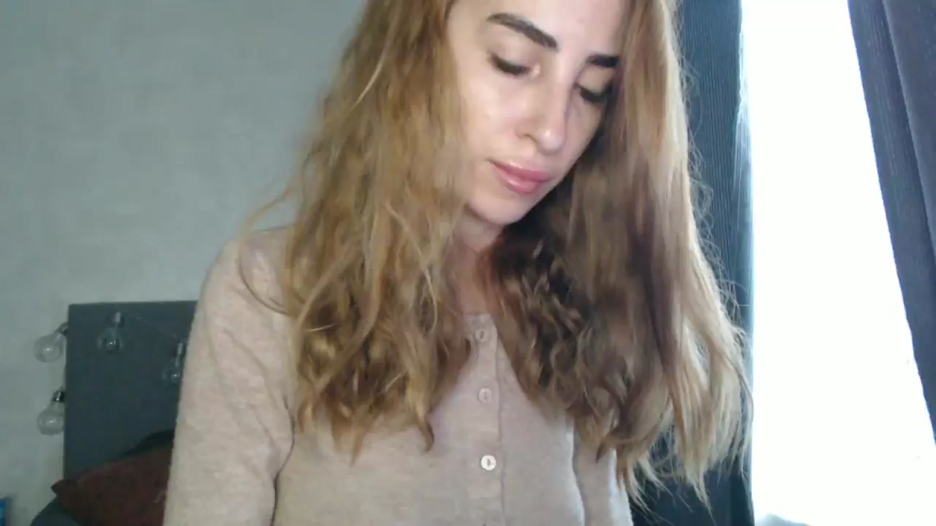 Gallery image thumbnail from Nora_Sweet's myfreecams stream on, 08/28/2024, 09:10 image 3 of 20