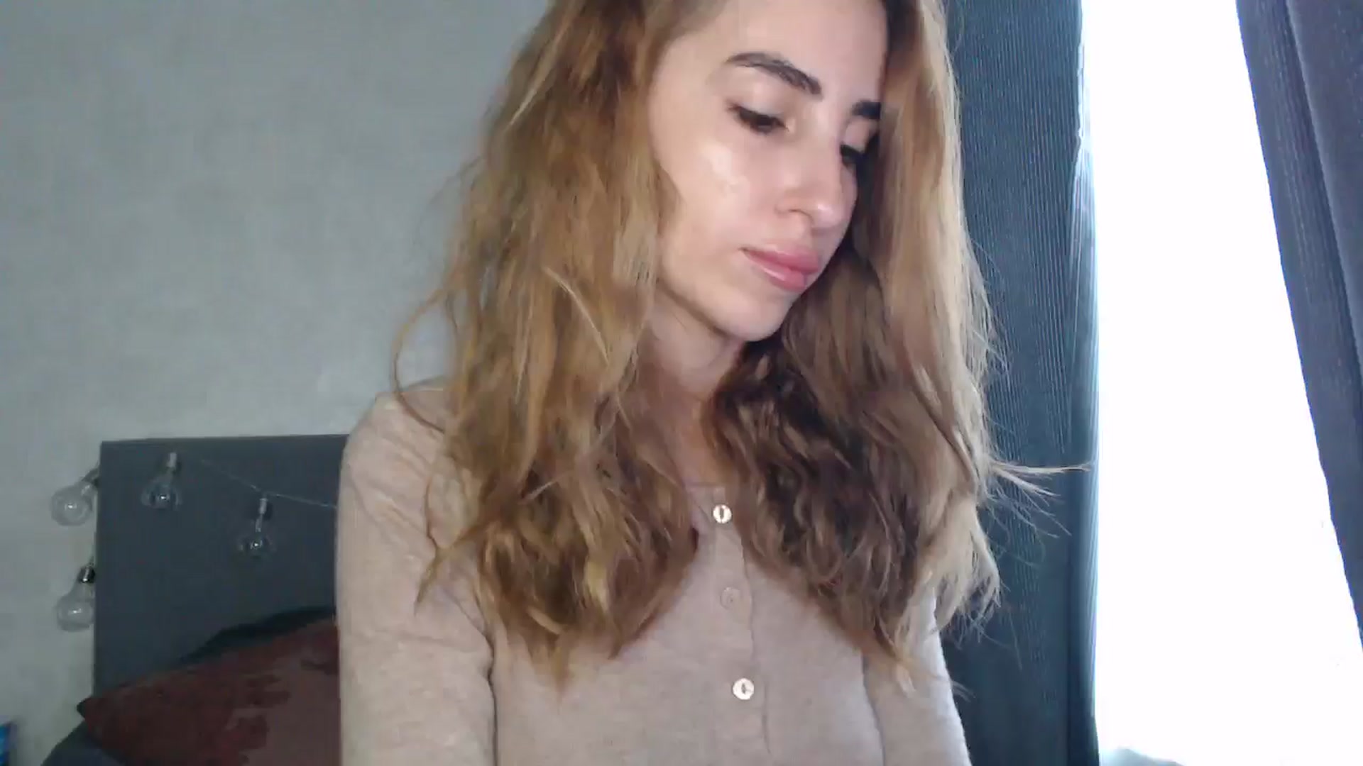Gallery image thumbnail from Nora_Sweet's myfreecams stream on, 08/28/2024, 09:10 image 1 of 20