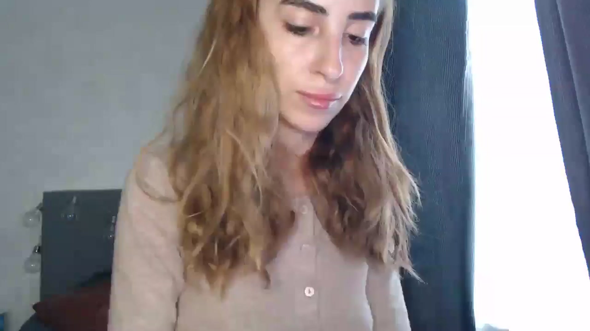 Gallery image thumbnail from Nora_Sweet's myfreecams stream on, 08/28/2024, 09:10 image 4 of 20