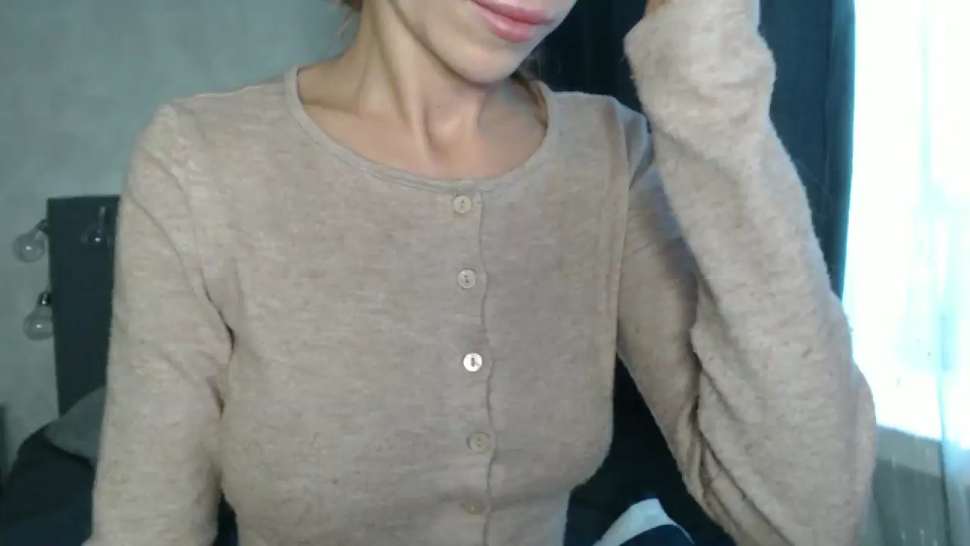 Gallery image thumbnail from Nora_Sweet's myfreecams stream on, 08/28/2024, 12:40 image 16 of 20