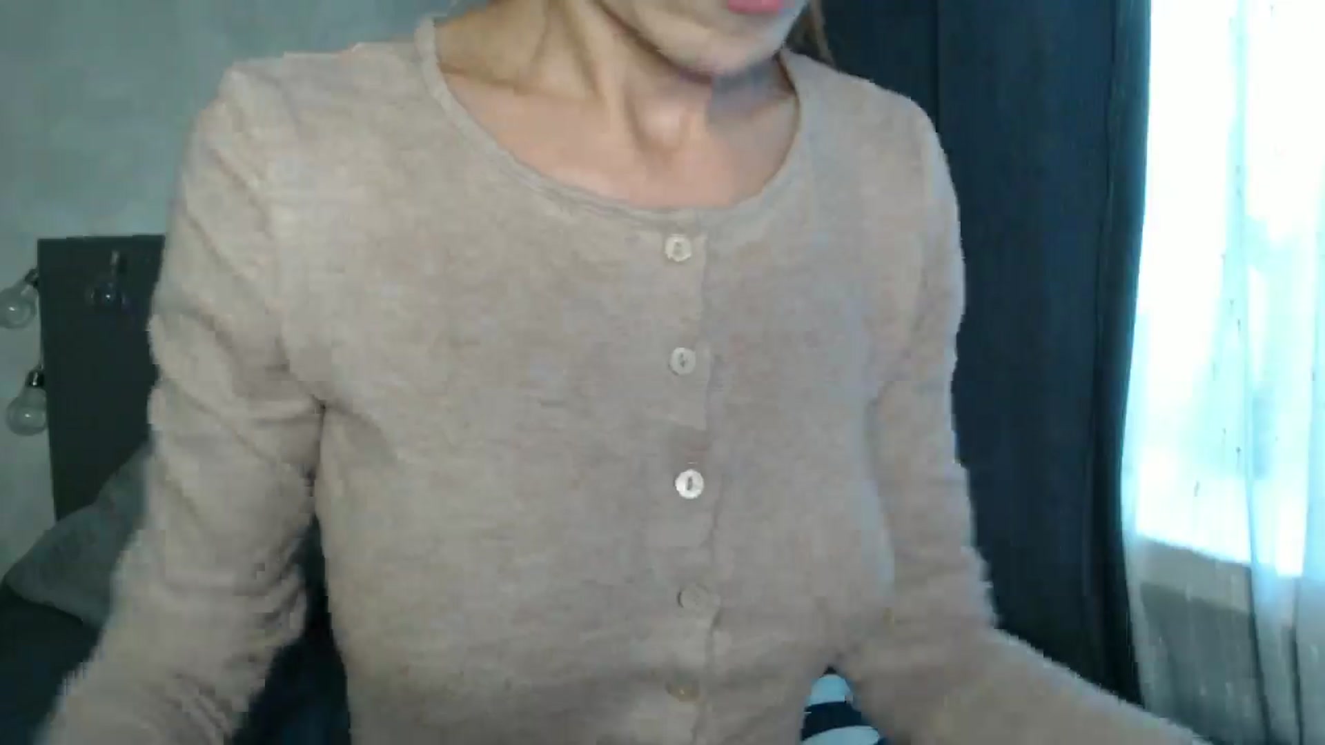 Gallery image thumbnail from Nora_Sweet's myfreecams stream on, 08/28/2024, 13:21 image 19 of 20