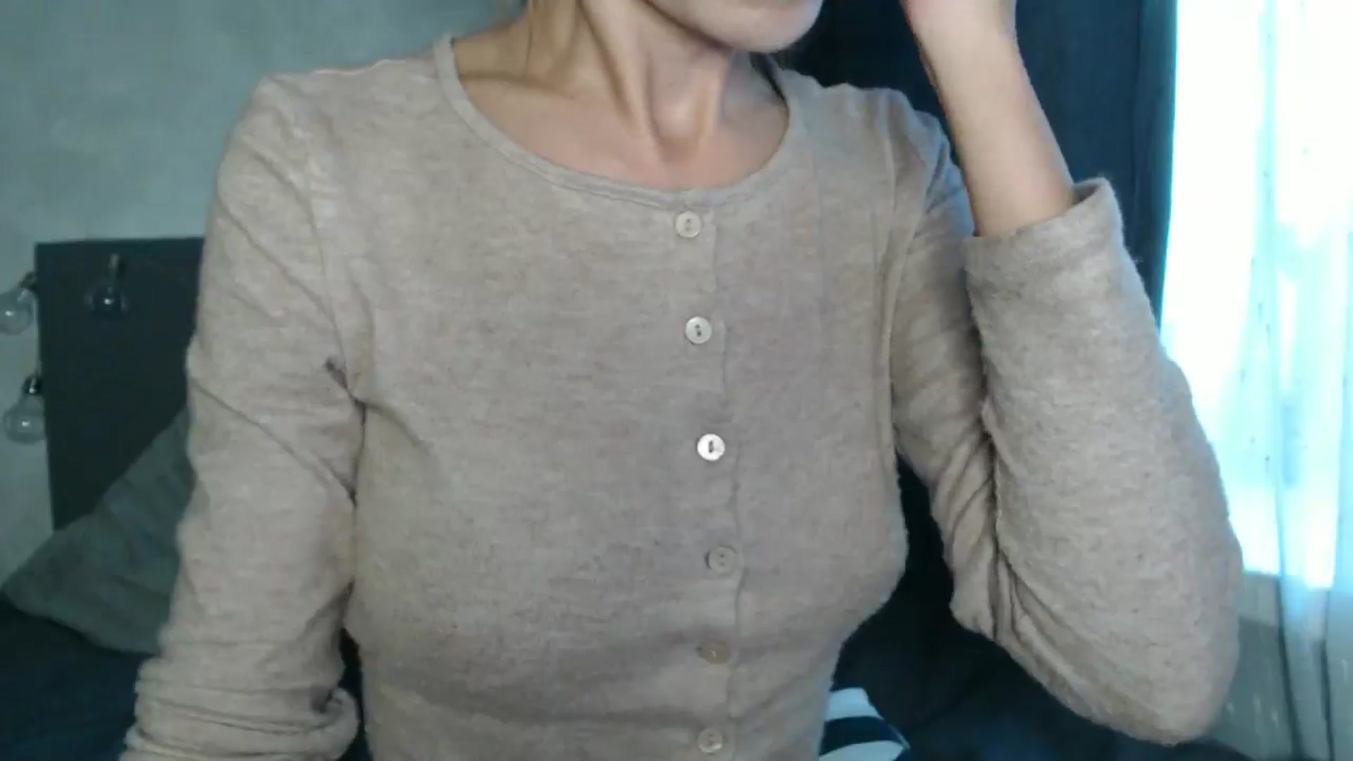Gallery image thumbnail from Nora_Sweet's myfreecams stream on, 08/28/2024, 13:21 image 17 of 20