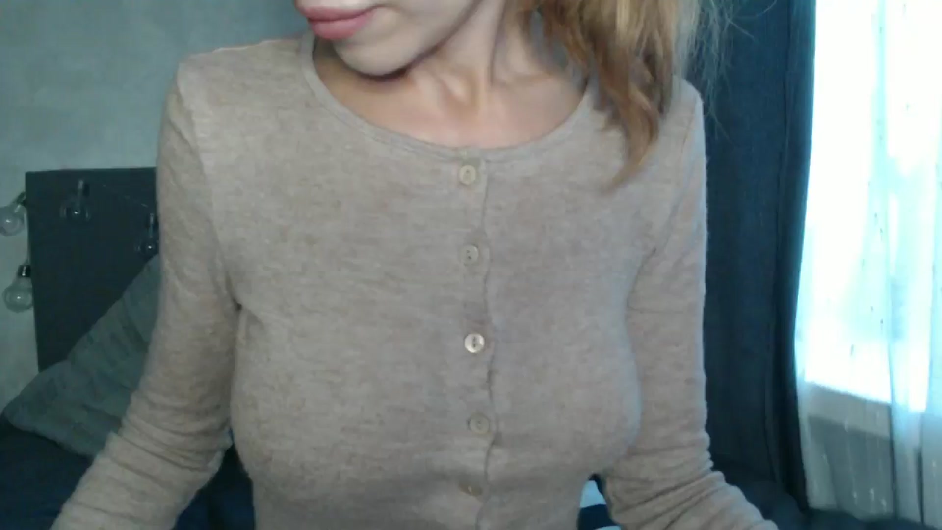 Gallery image thumbnail from Nora_Sweet's myfreecams stream on, 08/28/2024, 13:21 image 1 of 20