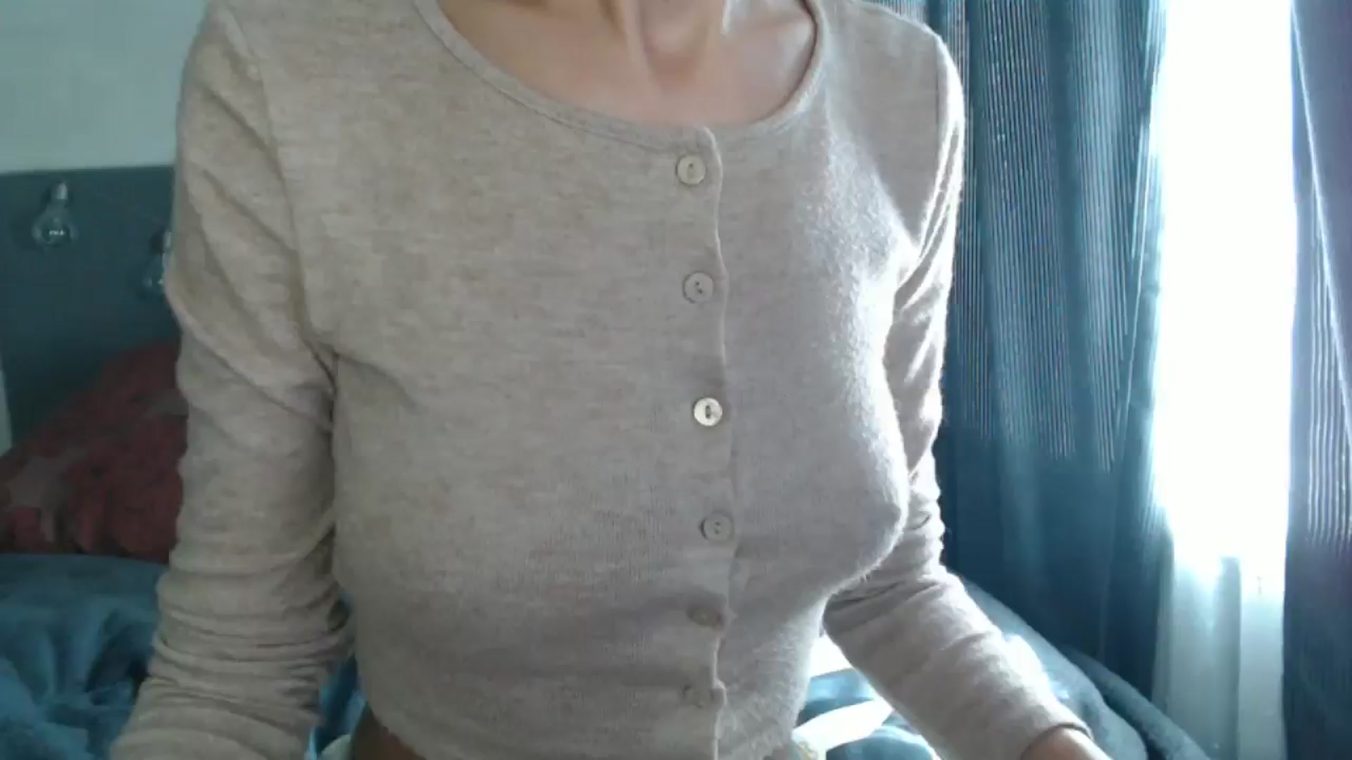 Gallery image thumbnail from Nora_Sweet's myfreecams stream on, 08/29/2024, 07:31 image 13 of 20