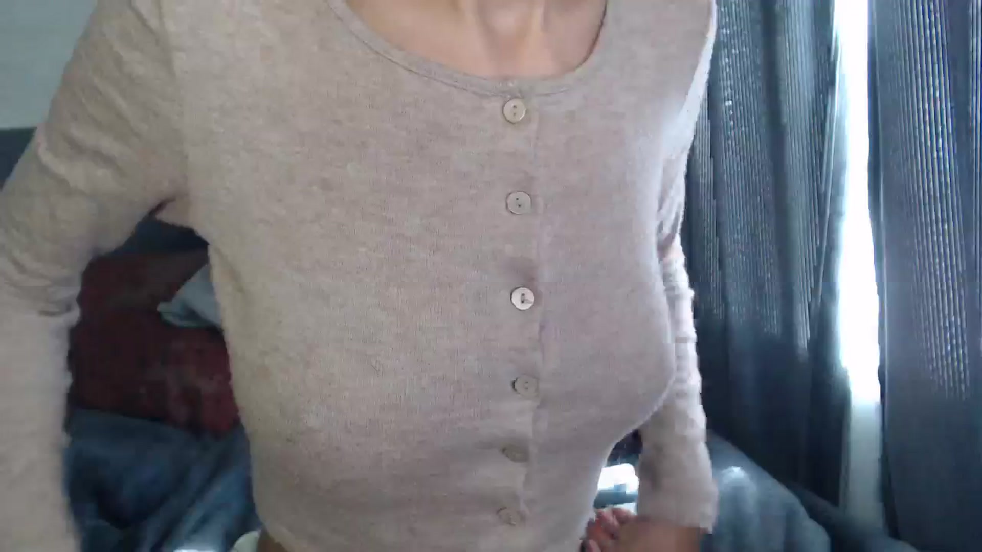 Gallery image thumbnail from Nora_Sweet's myfreecams stream on, 08/29/2024, 07:31 image 6 of 20