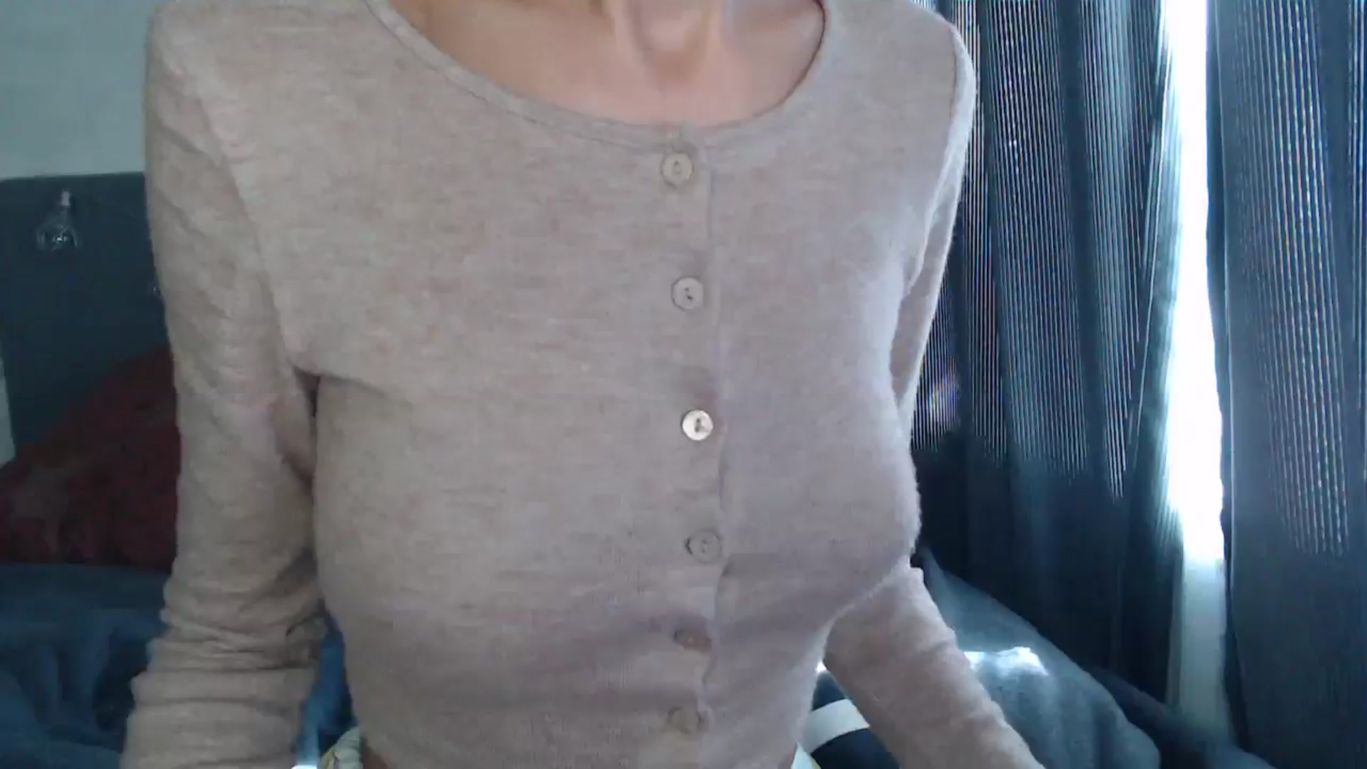 Gallery image thumbnail from Nora_Sweet's myfreecams stream on, 08/29/2024, 07:31 image 5 of 20