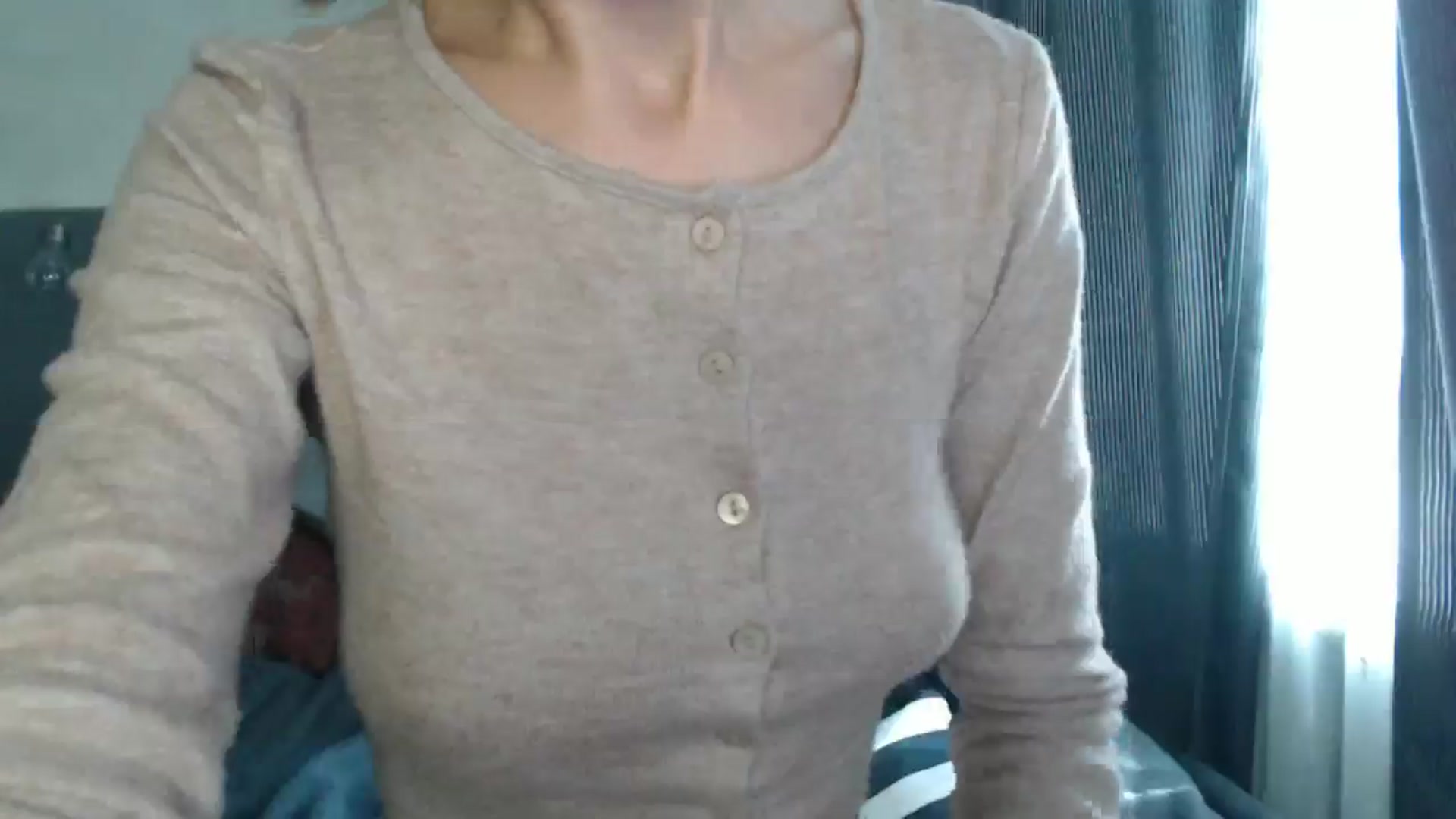 Gallery image thumbnail from Nora_Sweet's myfreecams stream on, 08/29/2024, 08:06 image 7 of 20
