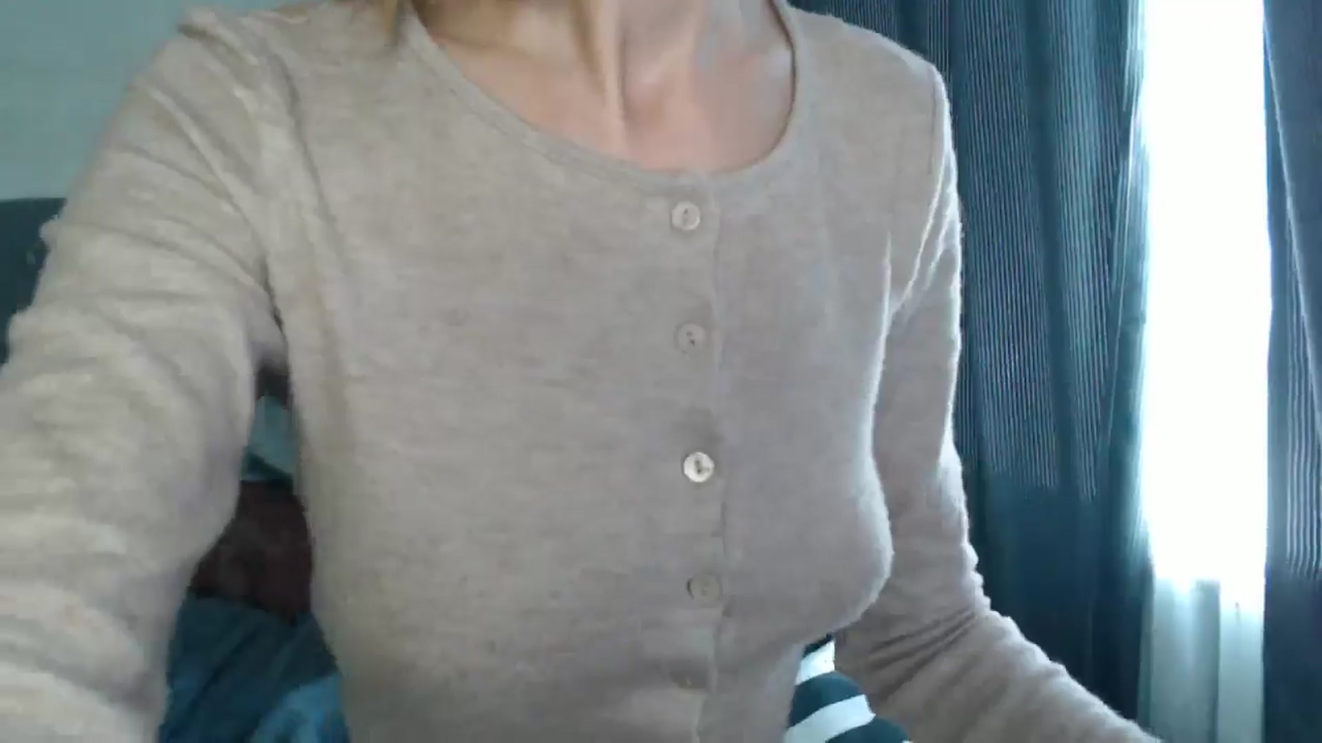 Gallery image thumbnail from Nora_Sweet's myfreecams stream on, 08/29/2024, 08:06 image 10 of 20