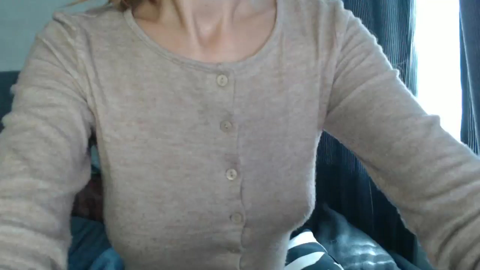 Gallery image thumbnail from Nora_Sweet's myfreecams stream on, 08/29/2024, 08:06 image 9 of 20
