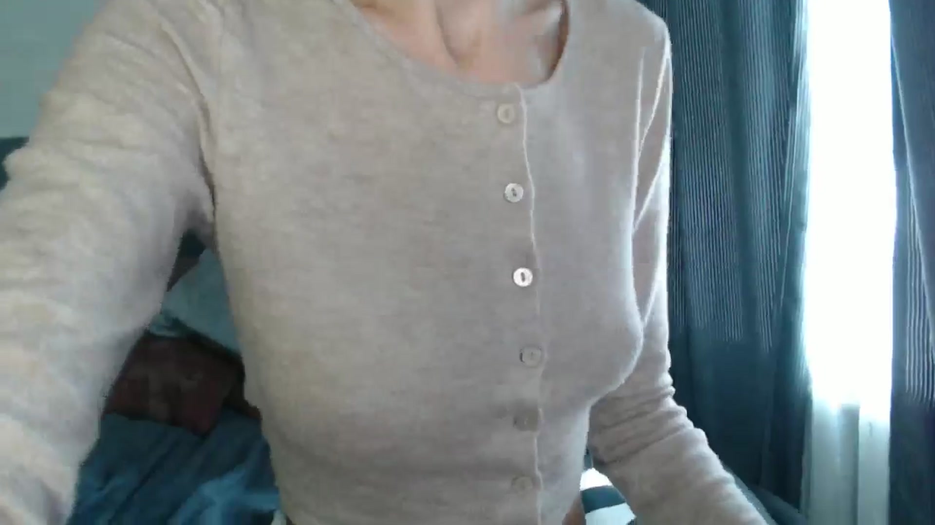Gallery image thumbnail from Nora_Sweet's myfreecams stream on, 08/29/2024, 08:06 image 14 of 20