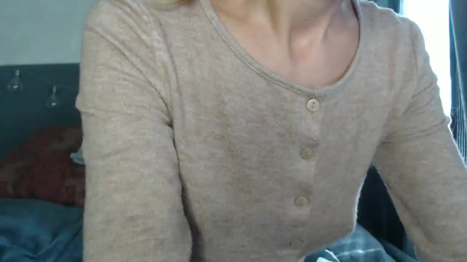 Gallery image thumbnail from Nora_Sweet's myfreecams stream on, 08/29/2024, 08:06 image 6 of 20