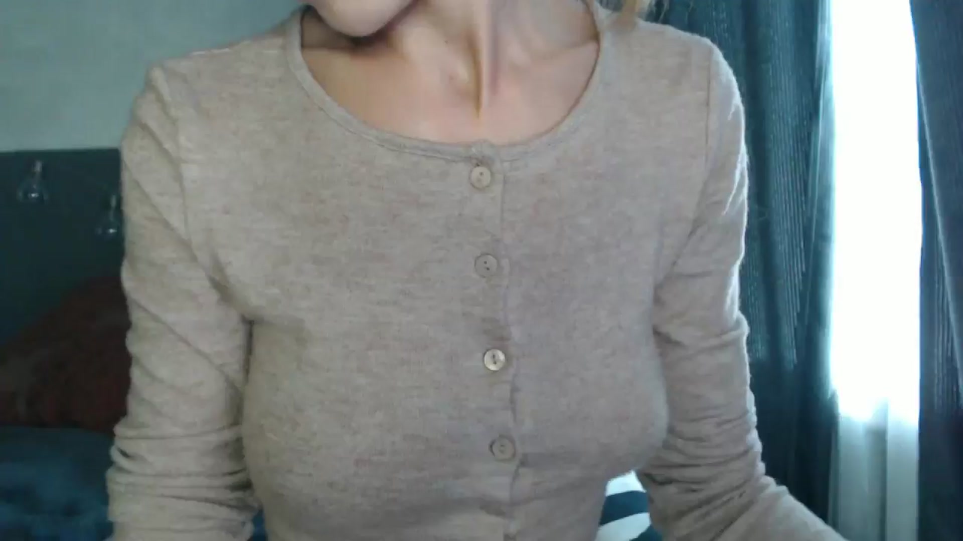 Gallery image thumbnail from Nora_Sweet's myfreecams stream on, 08/29/2024, 09:15 image 2 of 20