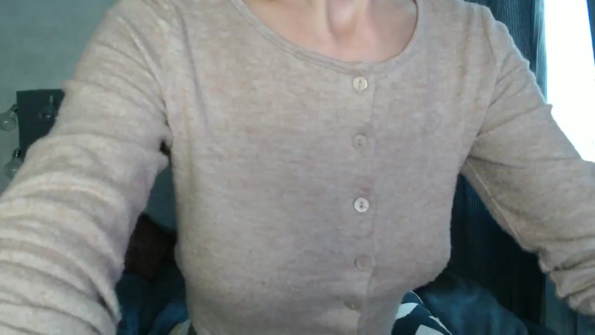Gallery image thumbnail from Nora_Sweet's myfreecams stream on, 08/29/2024, 09:15 image 13 of 20