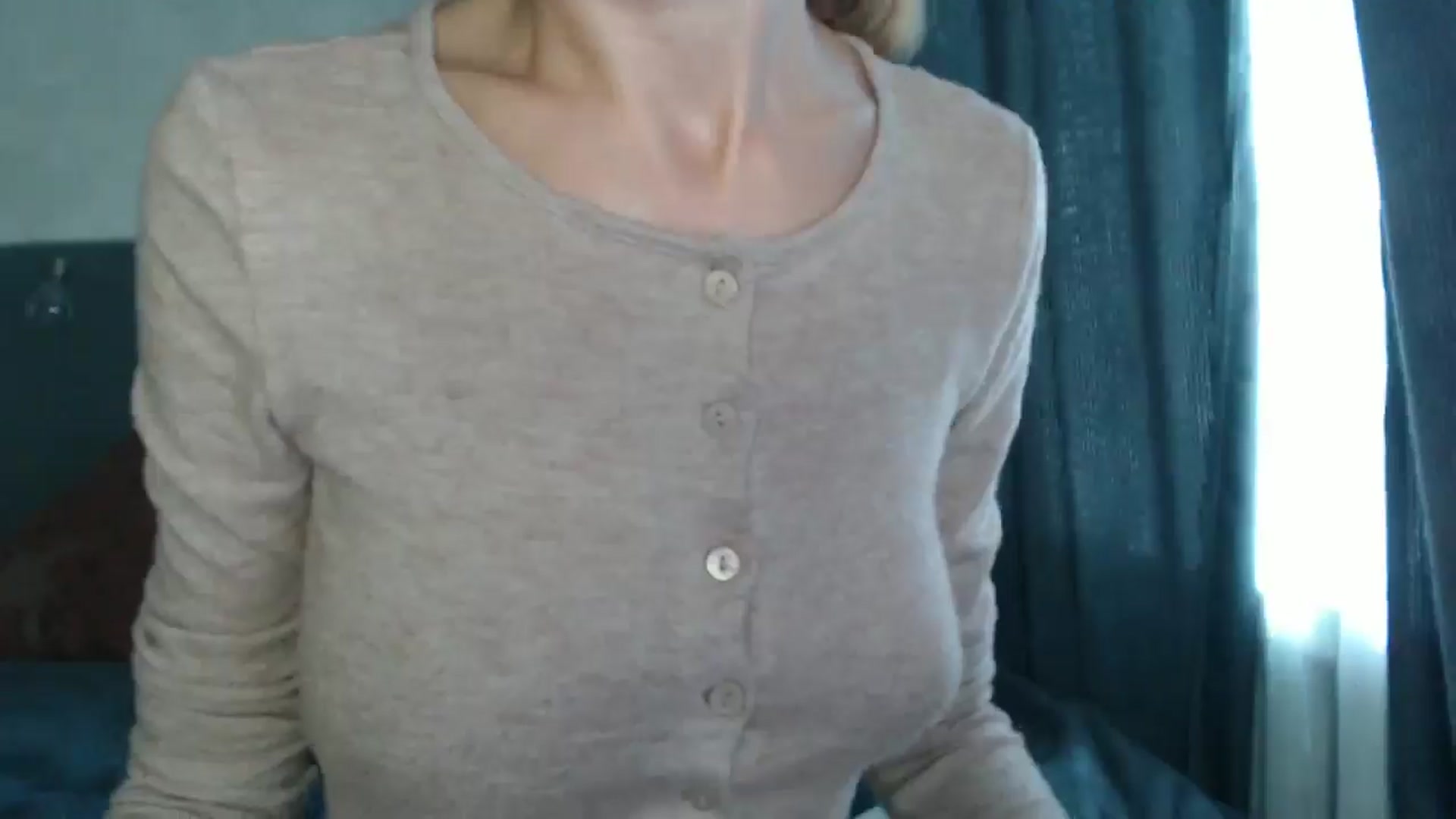 Gallery image thumbnail from Nora_Sweet's myfreecams stream on, 08/29/2024, 09:15 image 3 of 20