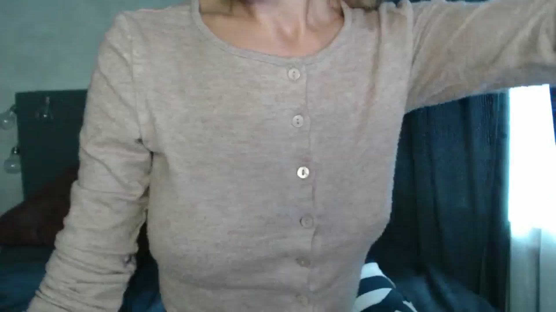 Gallery image thumbnail from Nora_Sweet's myfreecams stream on, 08/29/2024, 09:15 image 20 of 20