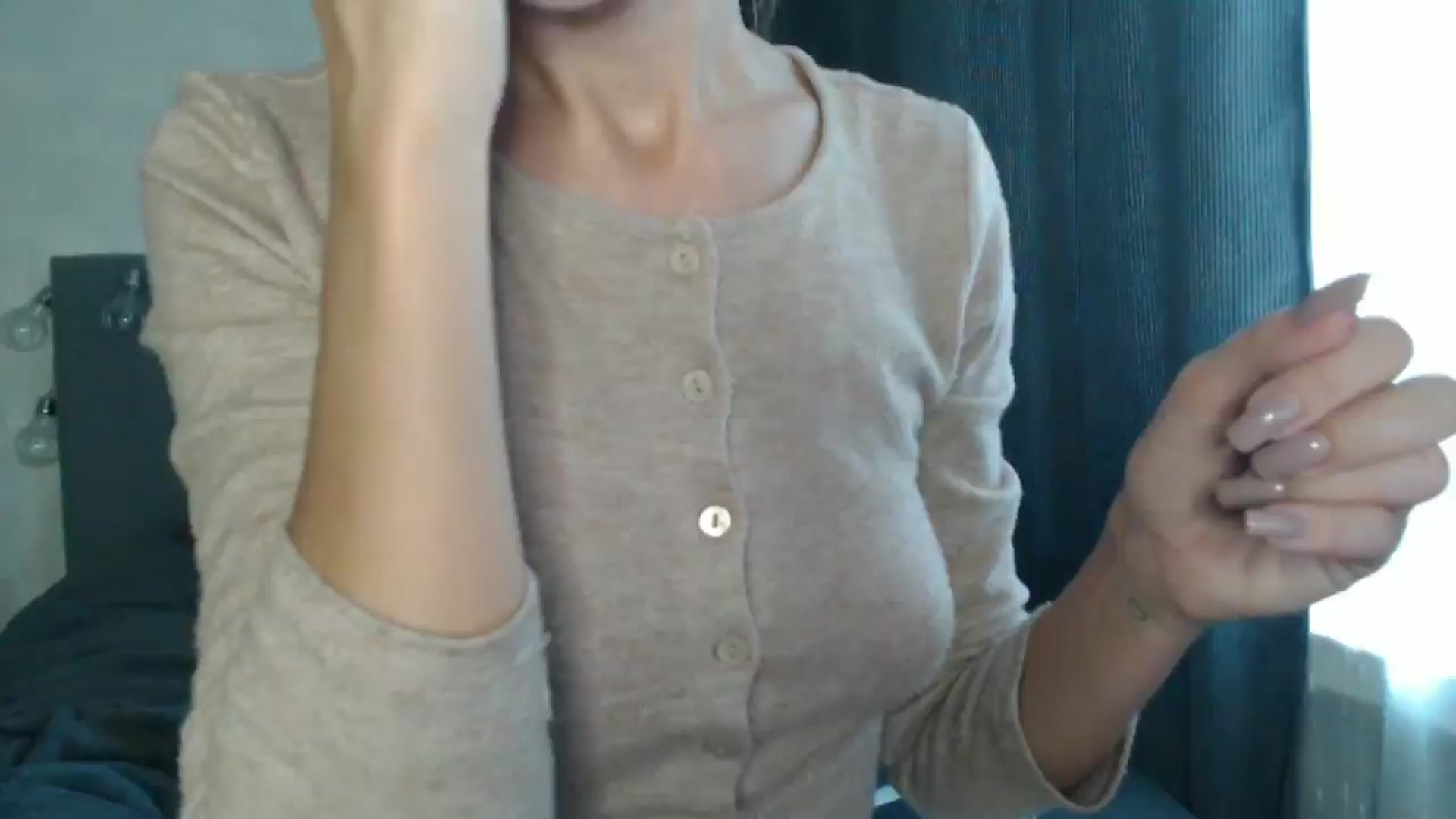 Gallery image thumbnail from Nora_Sweet's myfreecams stream on, 08/30/2024, 08:54 image 13 of 20