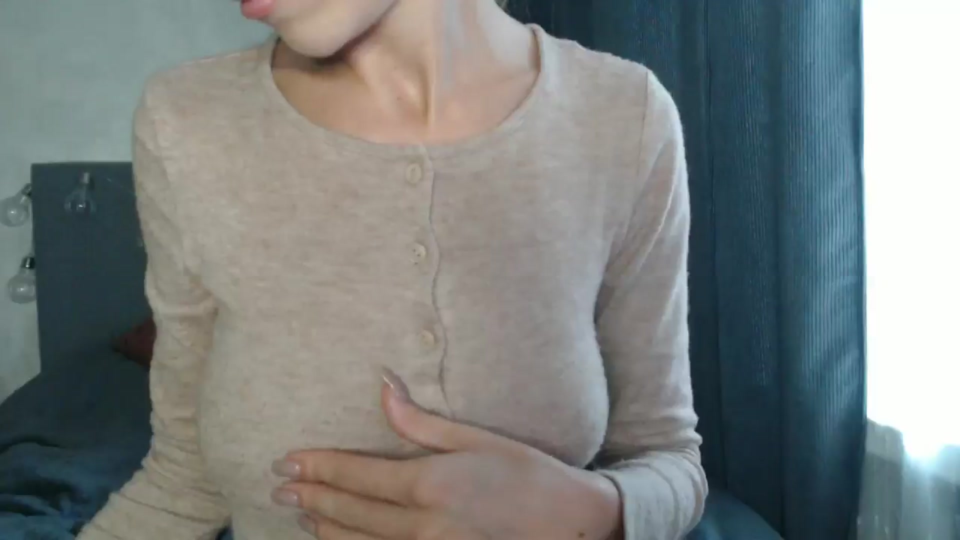 Gallery image thumbnail from Nora_Sweet's myfreecams stream on, 08/30/2024, 10:35 image 8 of 20
