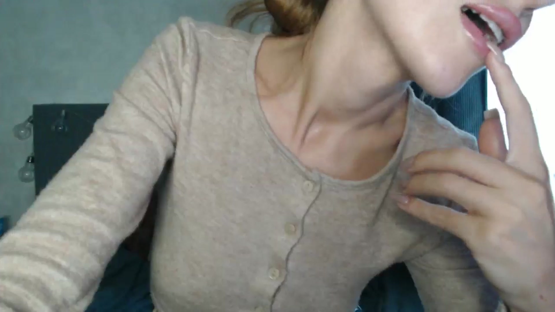Gallery image thumbnail from Nora_Sweet's myfreecams stream on, 08/30/2024, 11:19 image 15 of 20