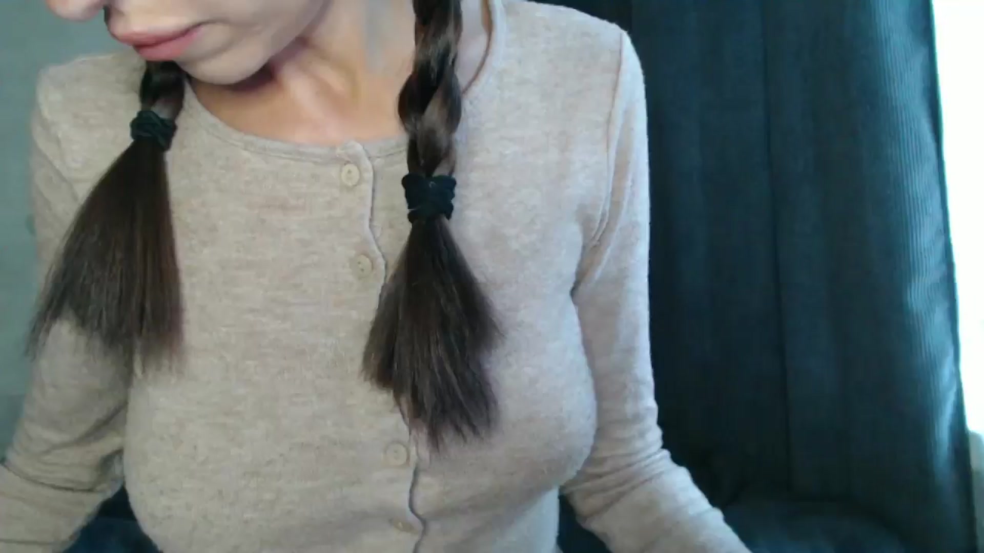 Gallery image thumbnail from Nora_Sweet's myfreecams stream on, 09/17/2024, 11:08 image 11 of 20