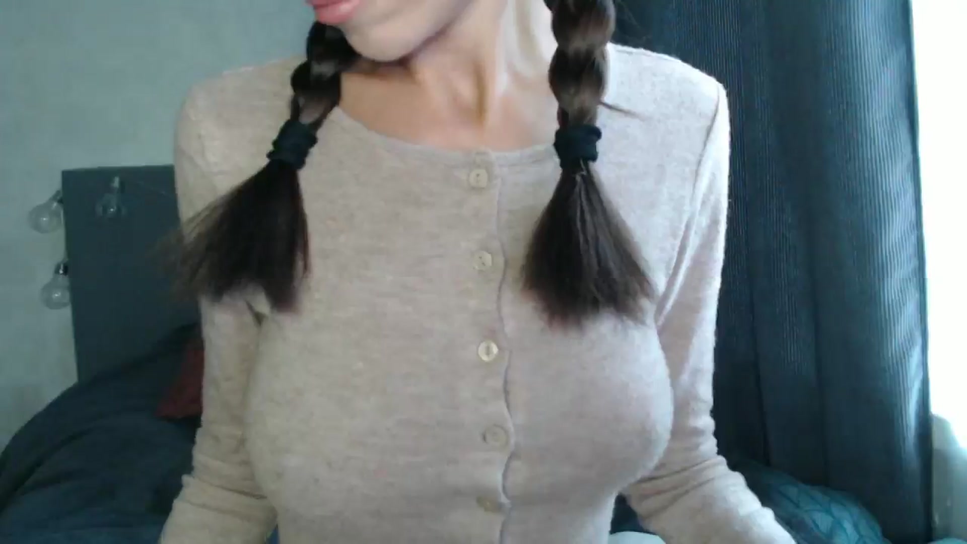 Gallery image thumbnail from Nora_Sweet's myfreecams stream on, 09/18/2024, 09:11 image 3 of 20
