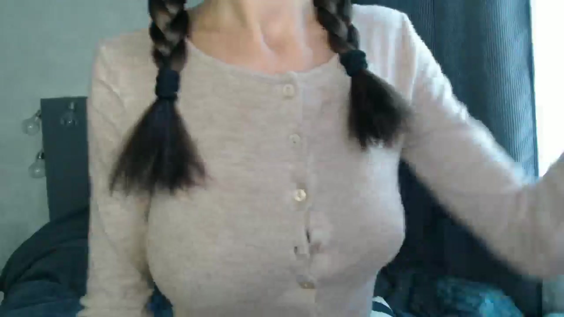 Gallery image thumbnail from Nora_Sweet's myfreecams stream on, 09/18/2024, 09:54 image 7 of 20