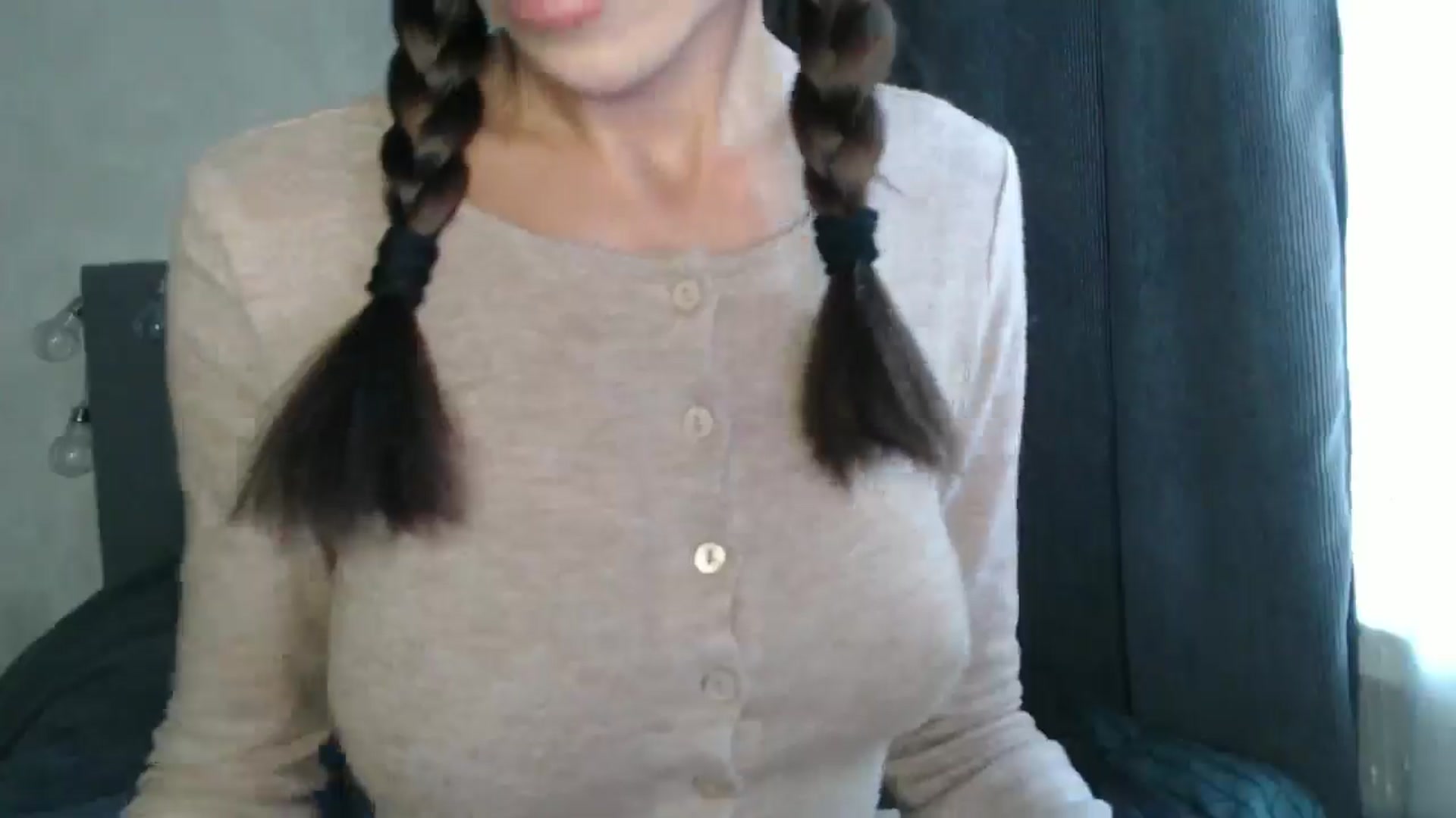 Gallery image thumbnail from Nora_Sweet's myfreecams stream on, 09/18/2024, 11:21 image 20 of 20