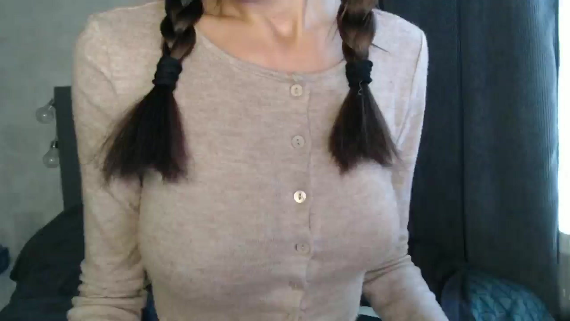 Gallery image thumbnail from Nora_Sweet's myfreecams stream on, 09/18/2024, 12:25 image 4 of 20