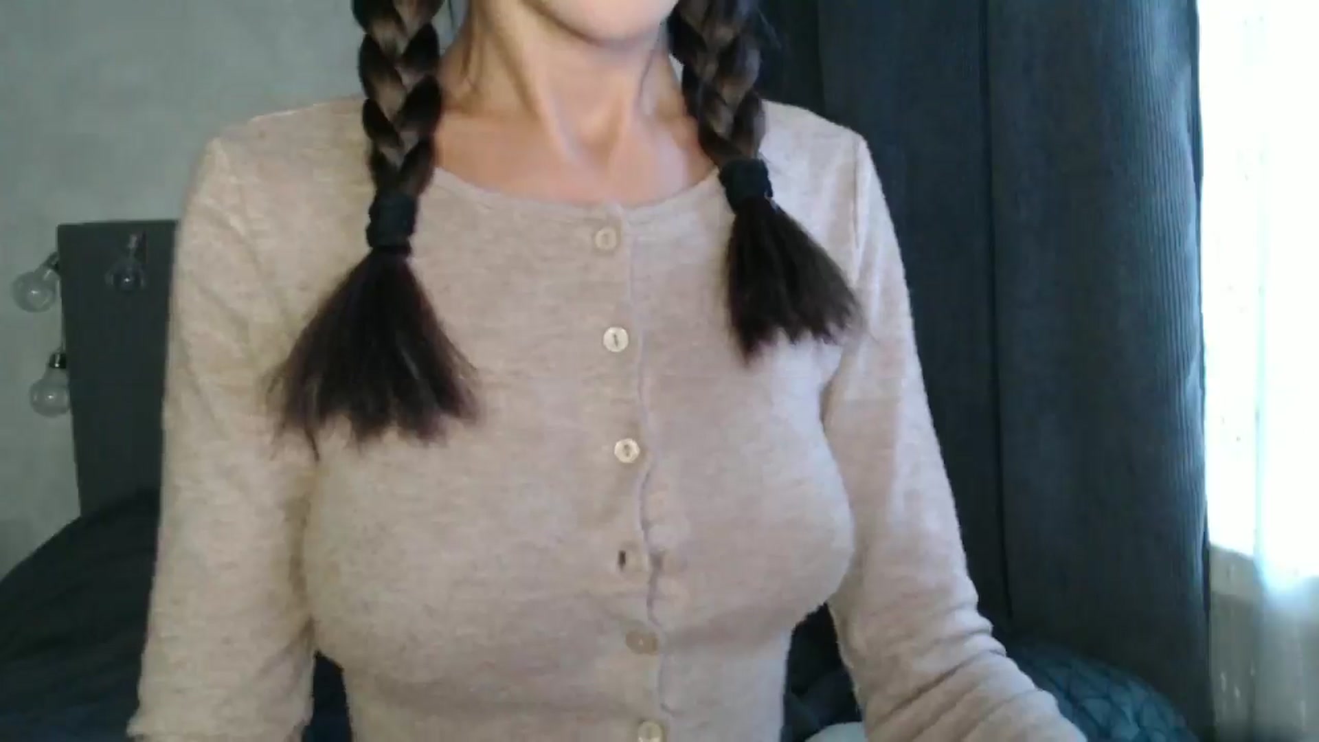 Gallery image thumbnail from Nora_Sweet's myfreecams stream on, 09/18/2024, 13:11 image 17 of 20