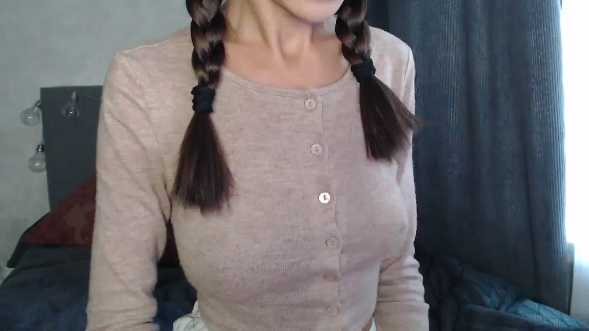 Gallery image thumbnail from Nora_Sweet's myfreecams stream on, 09/19/2024, 09:03 image 18 of 20