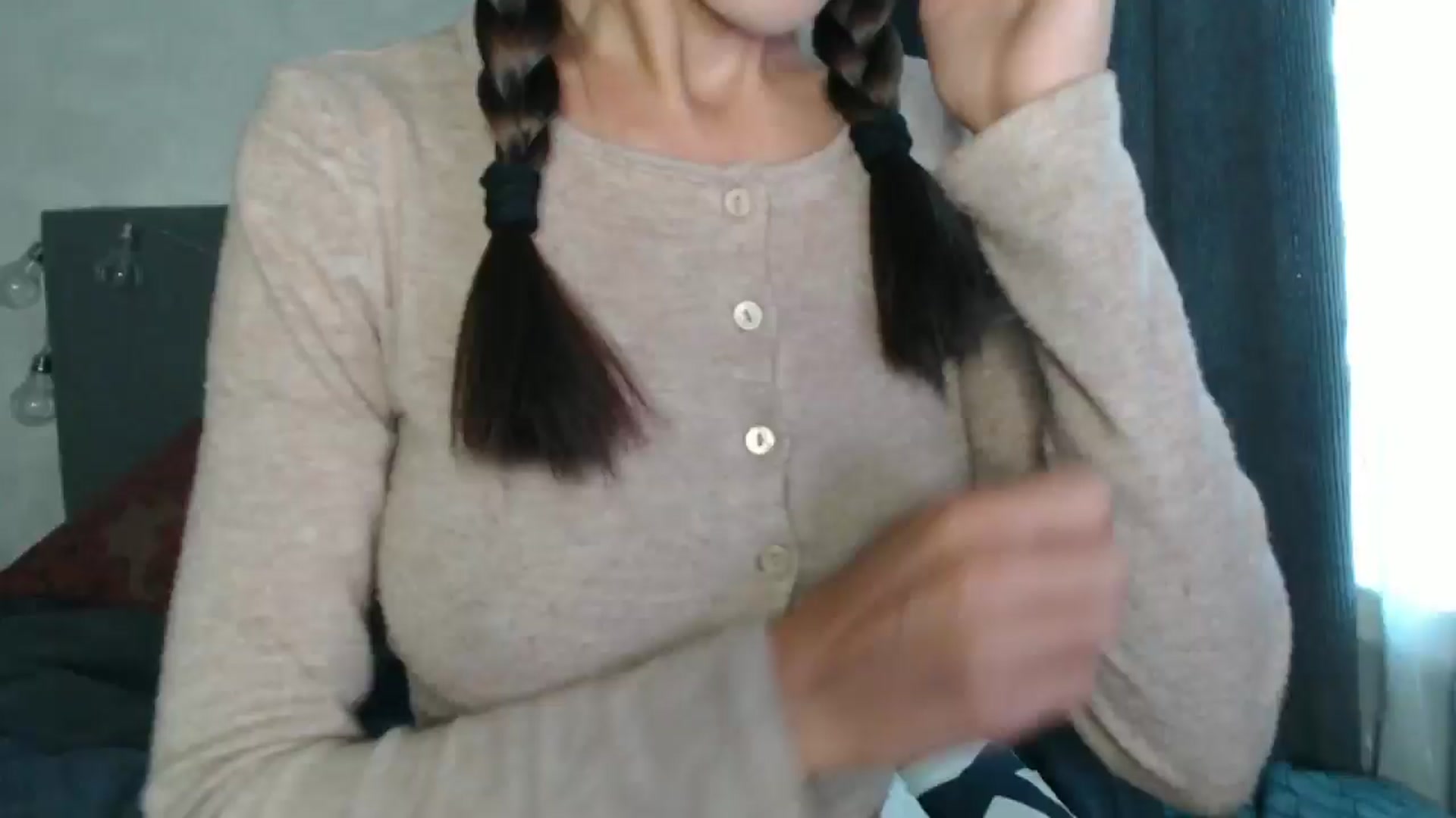 Gallery image thumbnail from Nora_Sweet's myfreecams stream on, 09/19/2024, 10:15 image 13 of 20