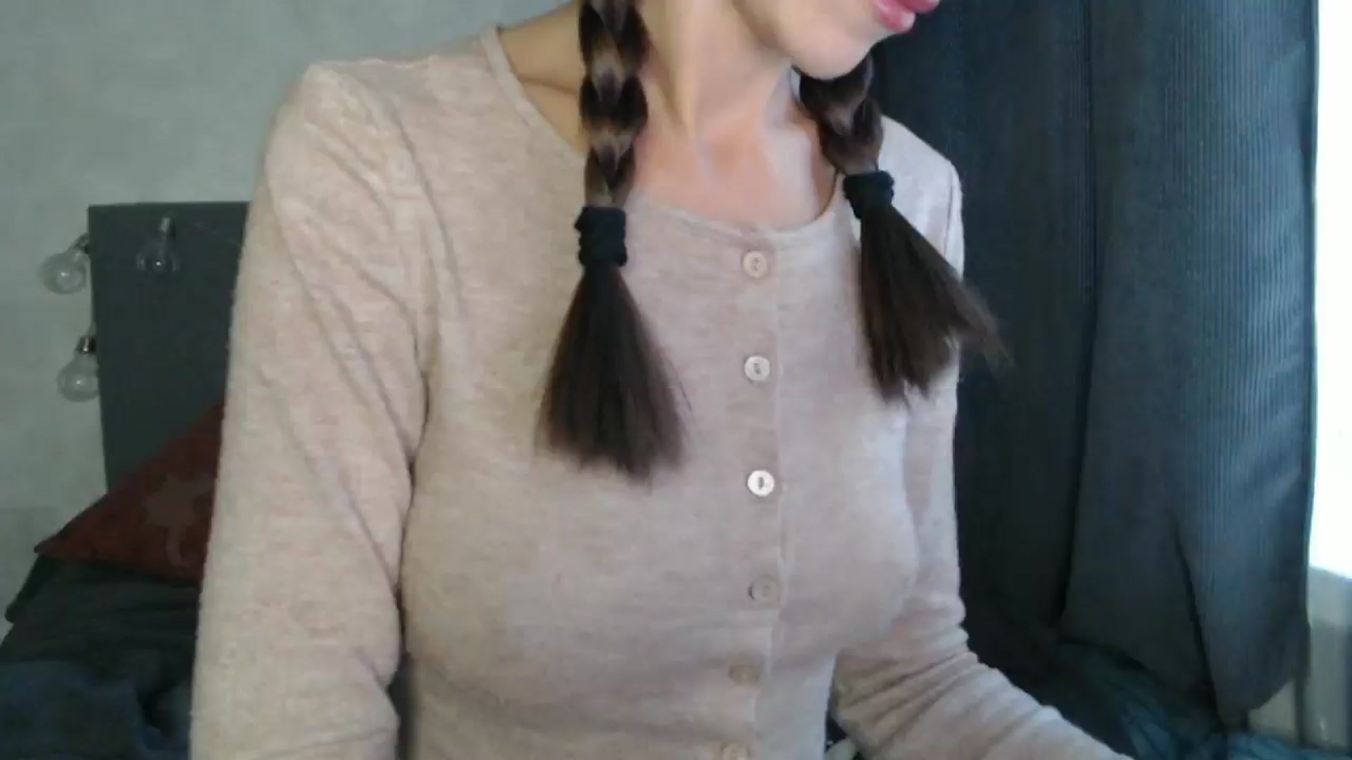 Gallery image thumbnail from Nora_Sweet's myfreecams stream on, 09/19/2024, 11:01 image 18 of 20