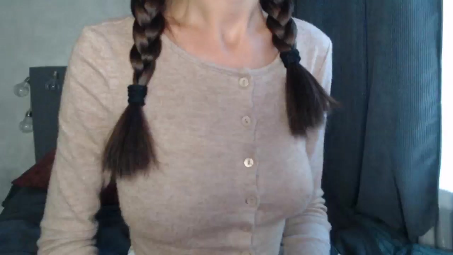 Gallery image thumbnail from Nora_Sweet's myfreecams stream on, 09/19/2024, 11:01 image 7 of 20
