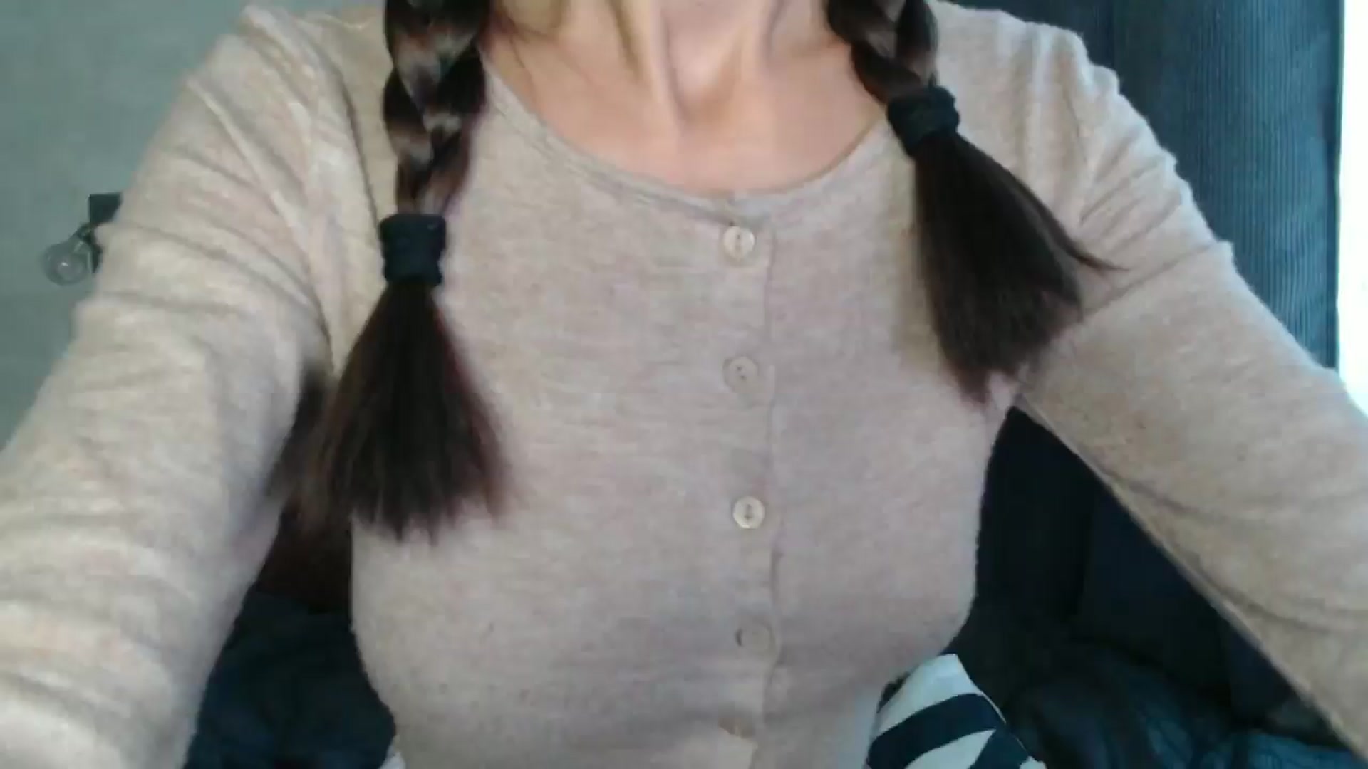 Gallery image thumbnail from Nora_Sweet's myfreecams stream on, 09/19/2024, 11:01 image 11 of 20