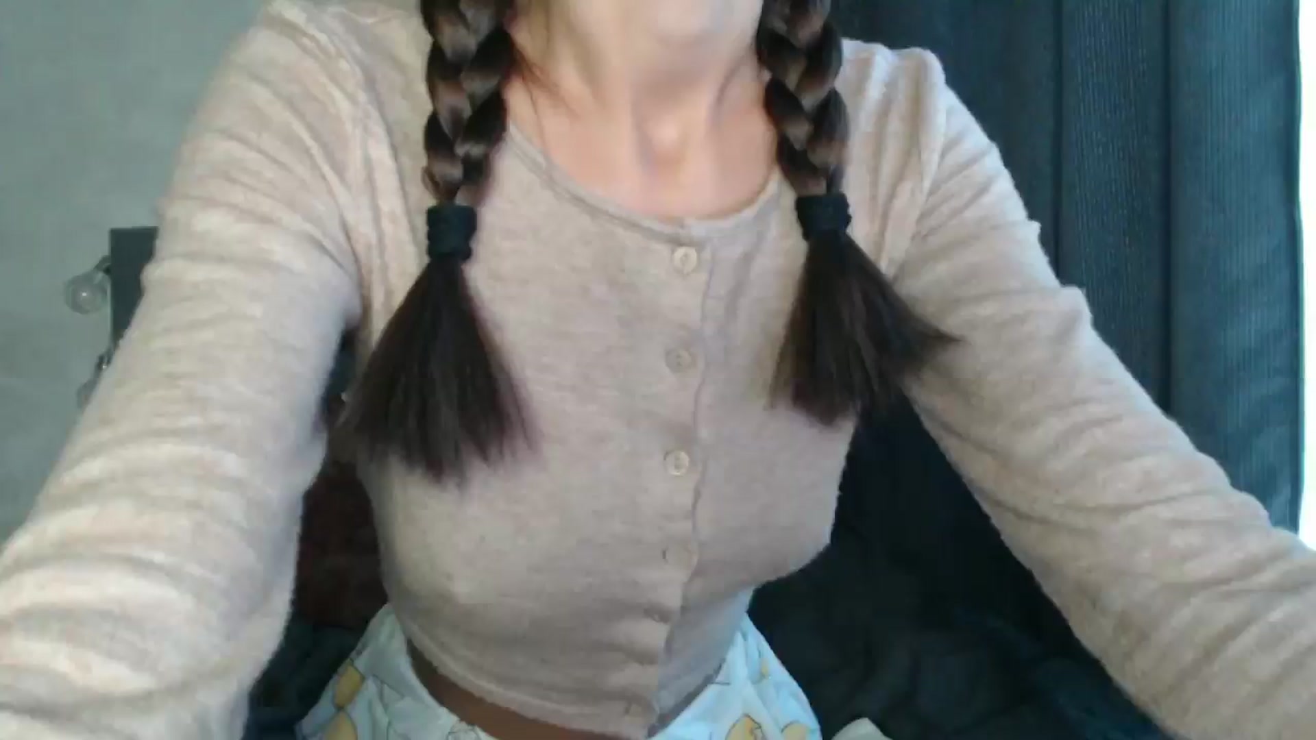 Gallery image thumbnail from Nora_Sweet's myfreecams stream on, 09/19/2024, 11:27 image 7 of 20
