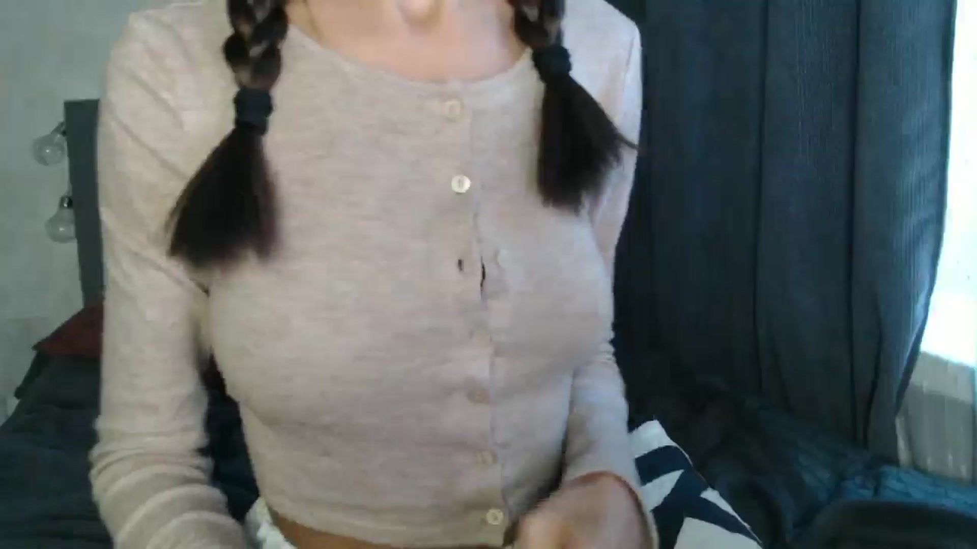 Gallery image thumbnail from Nora_Sweet's myfreecams stream on, 09/19/2024, 11:36 image 5 of 20