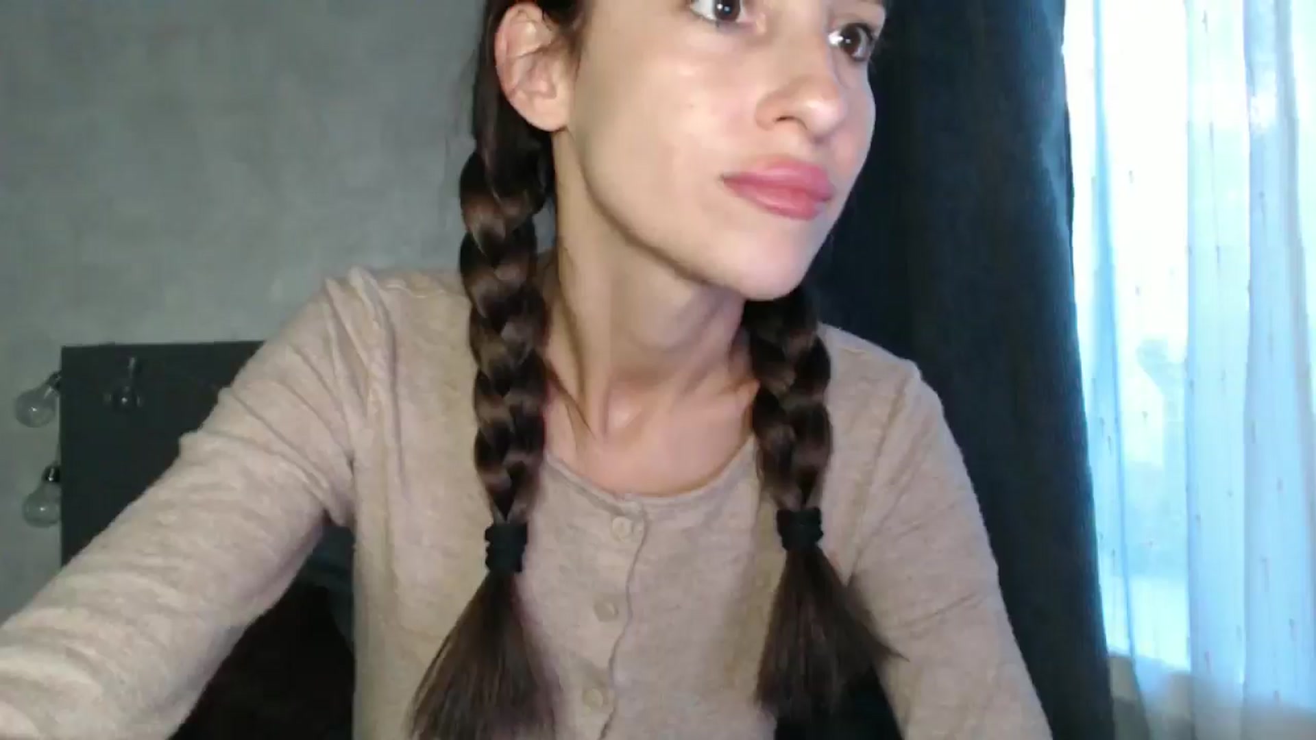 Gallery image thumbnail from Nora_Sweet's myfreecams stream on, 09/19/2024, 13:39 image 17 of 20