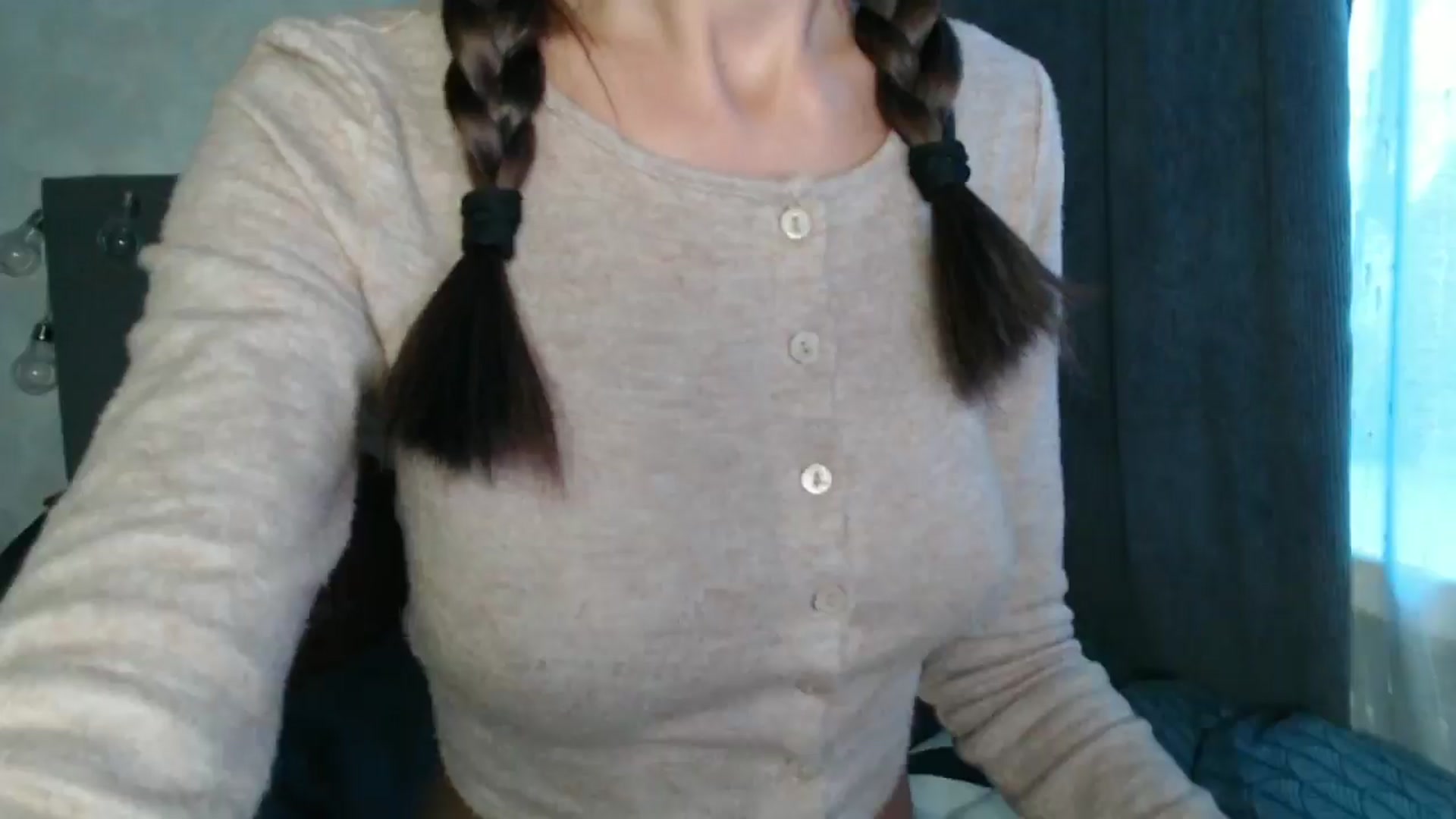 Gallery image thumbnail from Nora_Sweet's myfreecams stream on, 09/19/2024, 13:39 image 13 of 20
