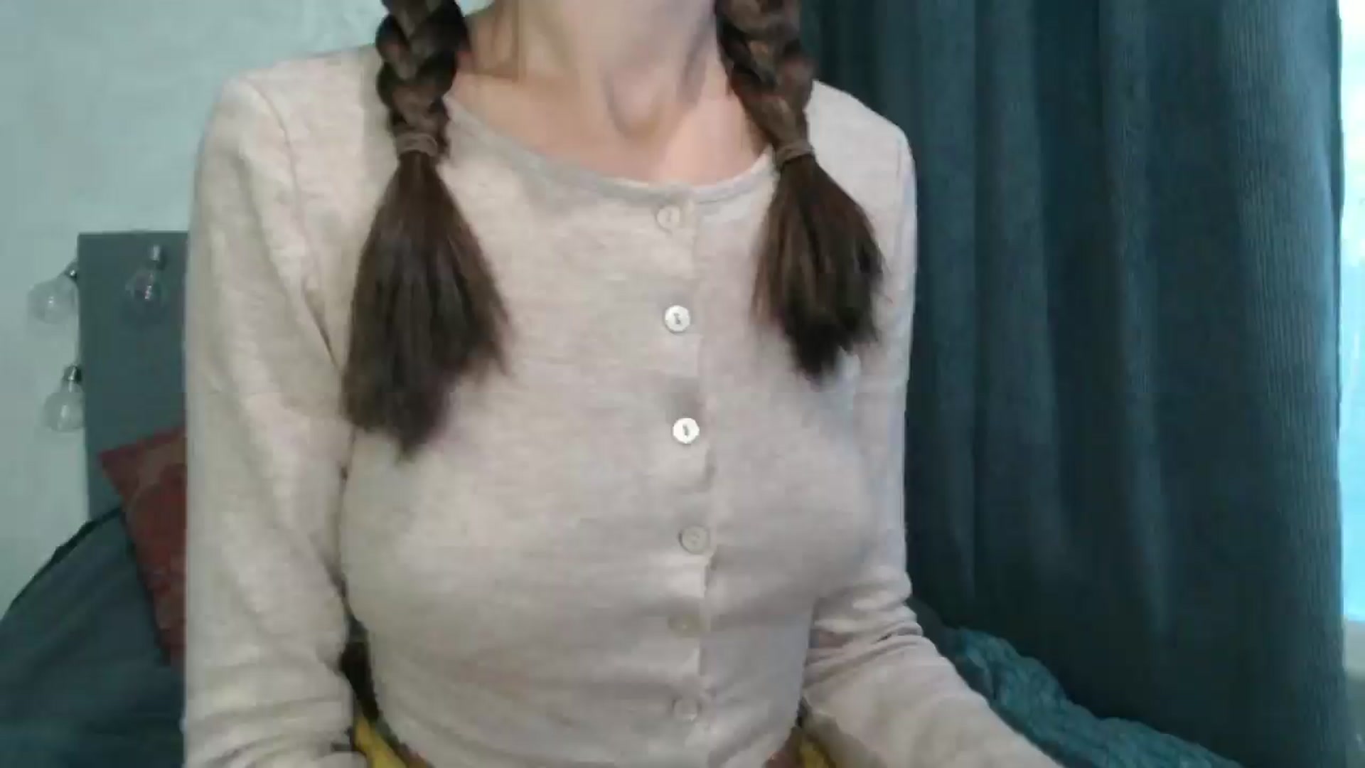 Gallery image thumbnail from Nora_Sweet's myfreecams stream on, 09/22/2024, 13:58 image 13 of 20