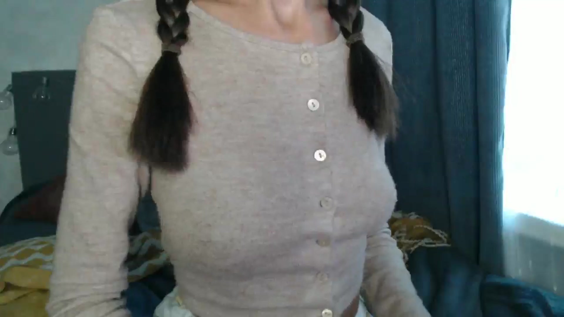 Gallery image thumbnail from Nora_Sweet's myfreecams stream on, 09/23/2024, 10:45 image 7 of 20