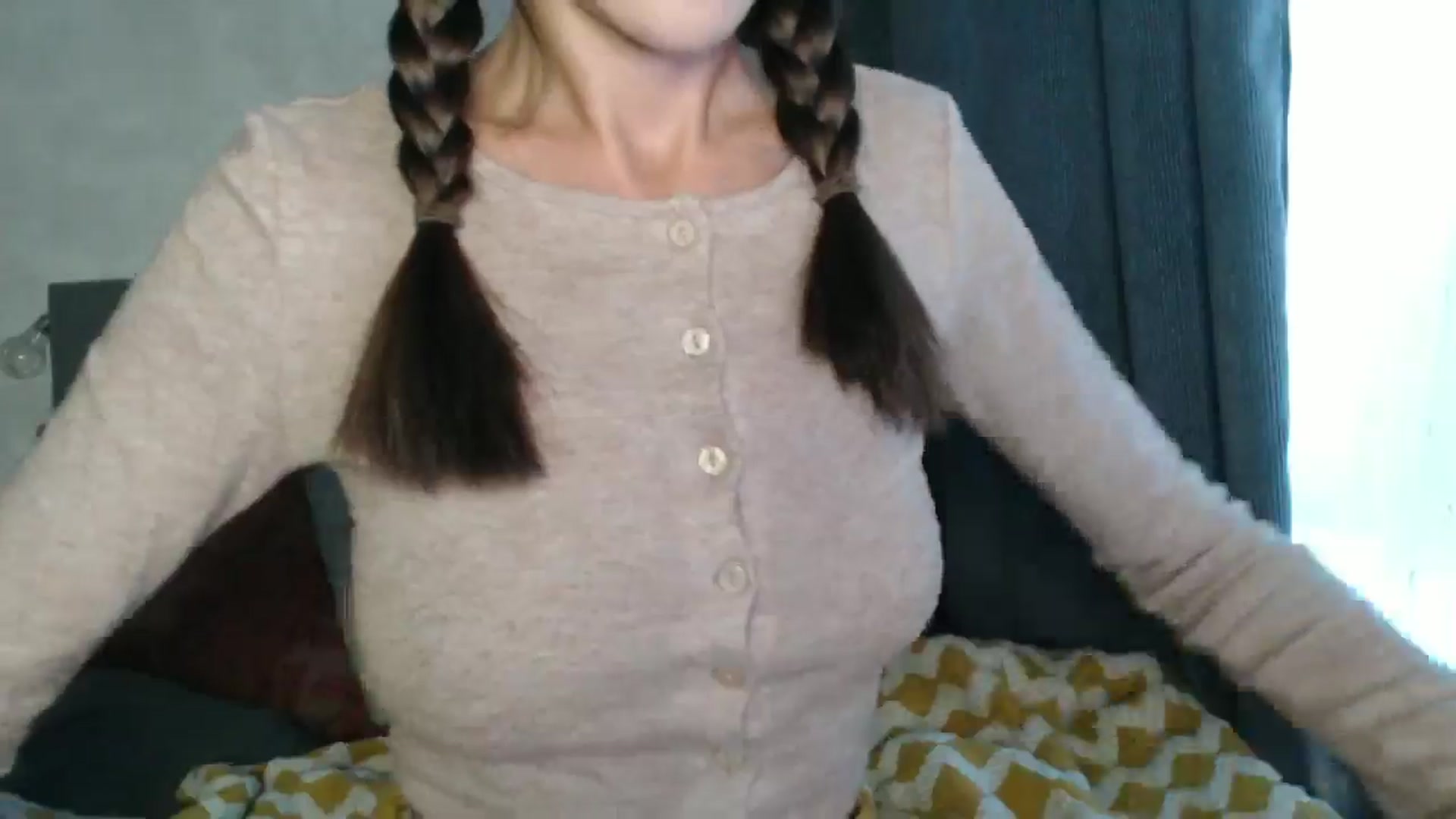 Gallery image thumbnail from Nora_Sweet's myfreecams stream on, 09/23/2024, 12:21 image 6 of 20
