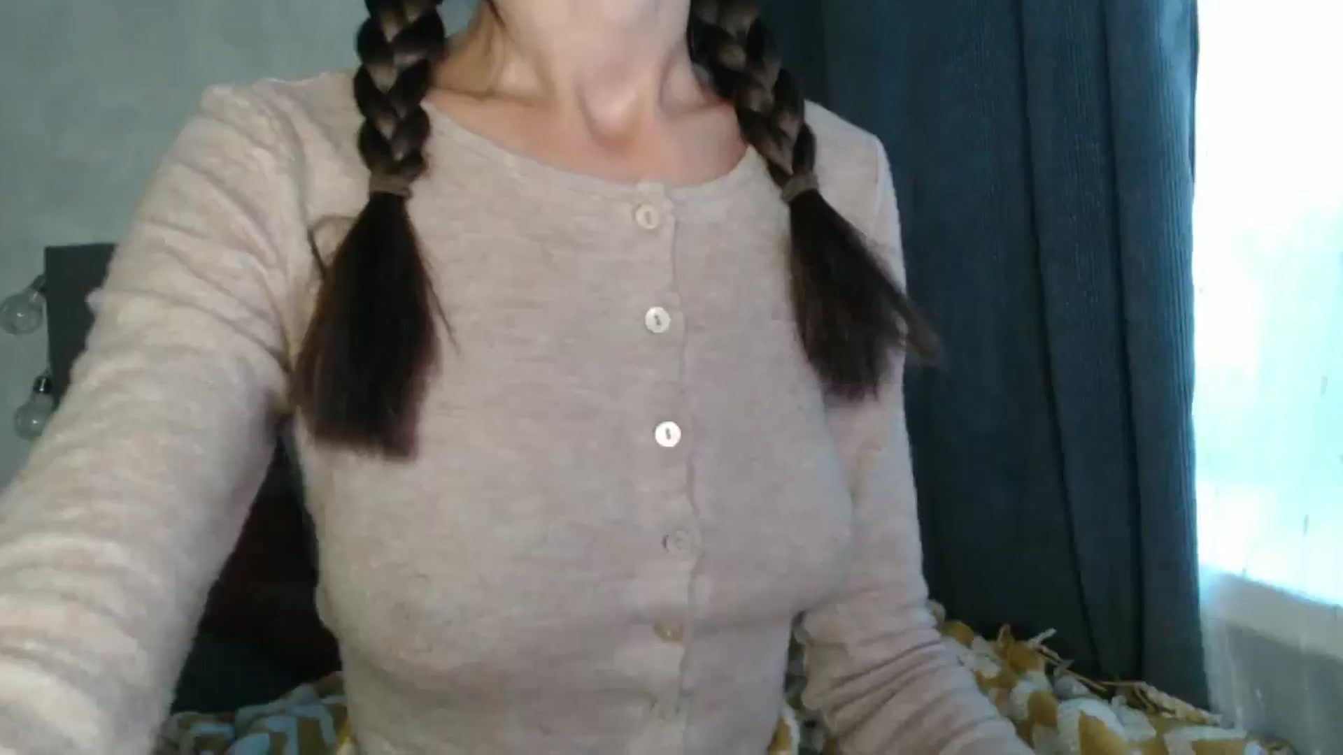 Gallery image thumbnail from Nora_Sweet's myfreecams stream on, 09/23/2024, 12:21 image 9 of 20