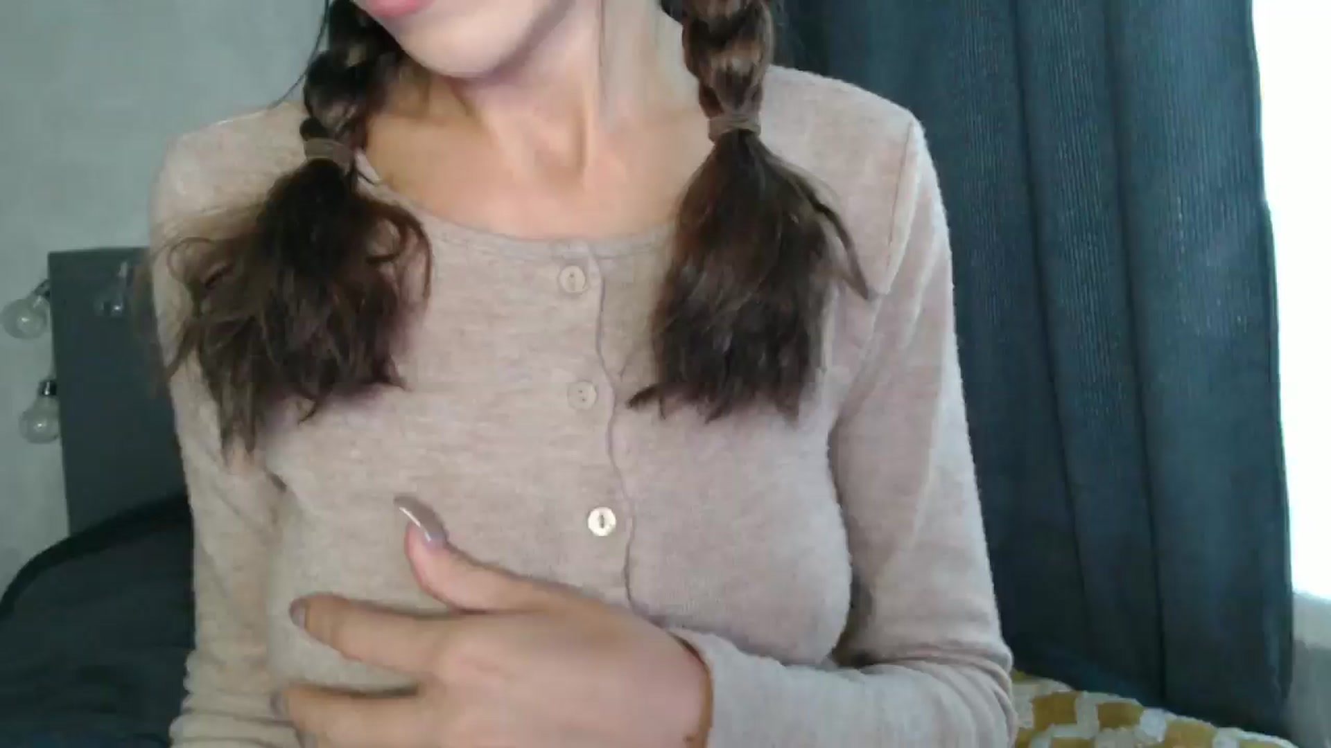 Gallery image thumbnail from Nora_Sweet's myfreecams stream on, 09/25/2024, 10:05 image 20 of 20