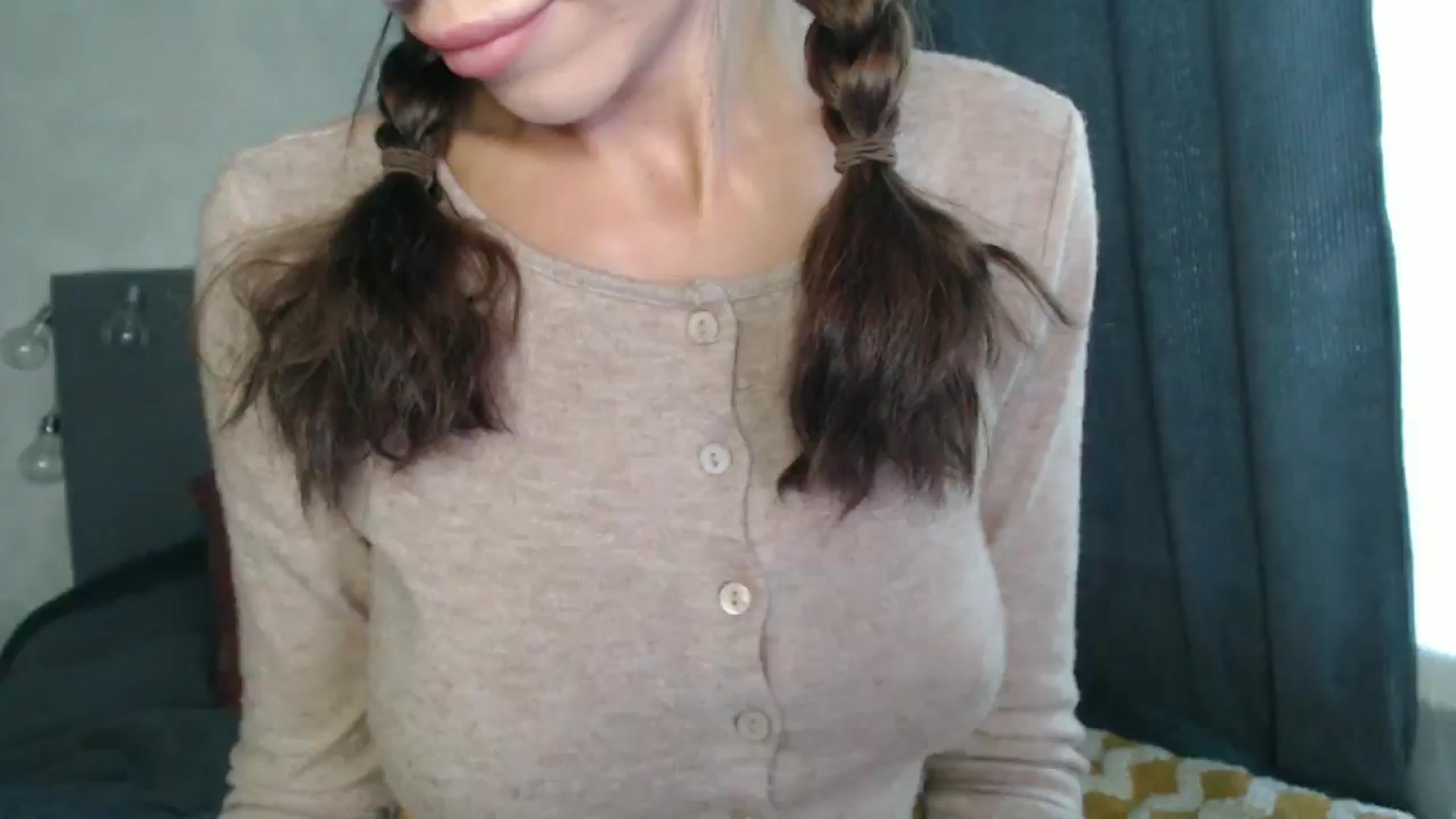 Gallery image thumbnail from Nora_Sweet's myfreecams stream on, 09/25/2024, 10:05 image 12 of 20