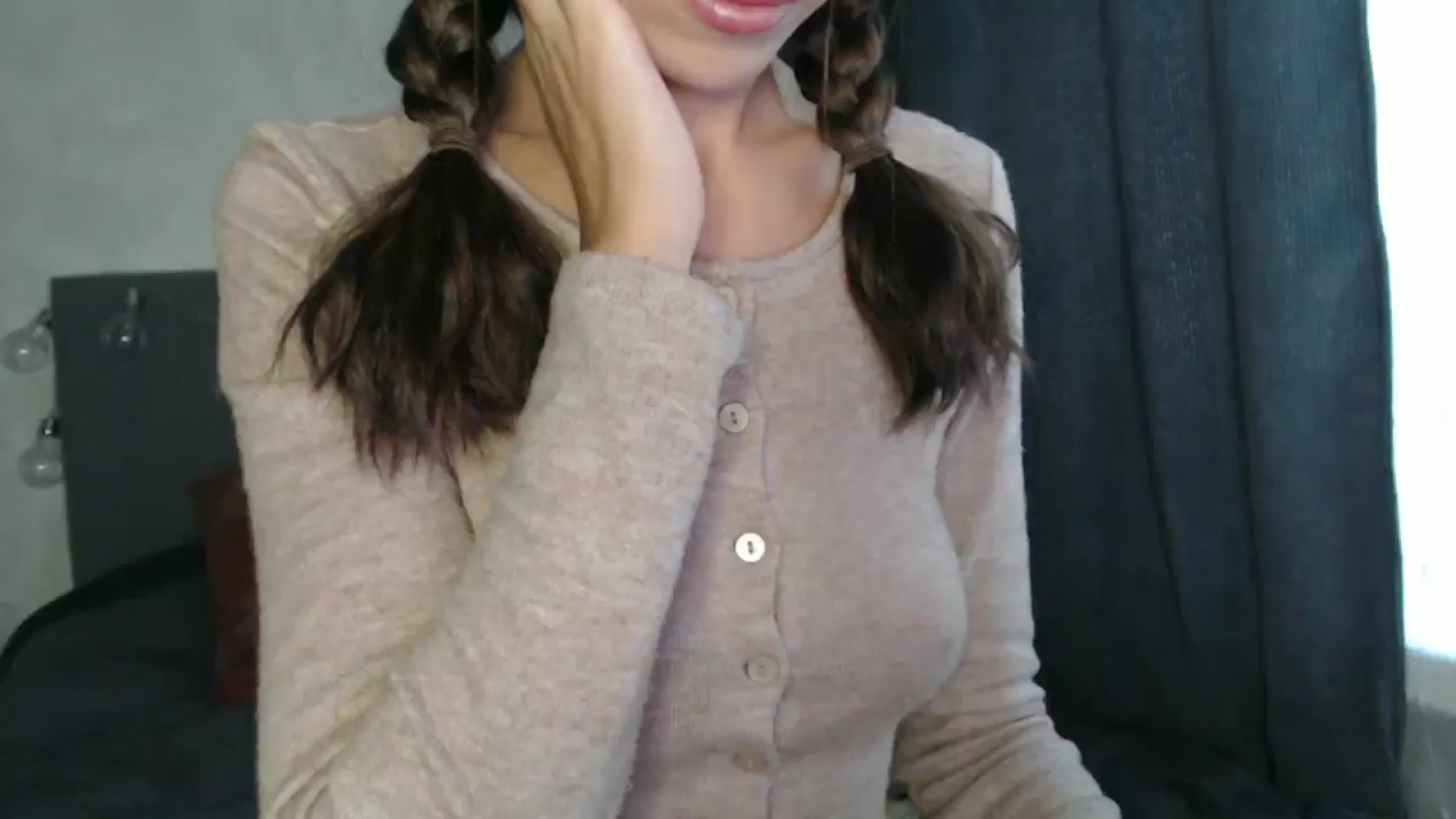 Gallery image thumbnail from Nora_Sweet's myfreecams stream on, 09/25/2024, 11:20 image 7 of 20