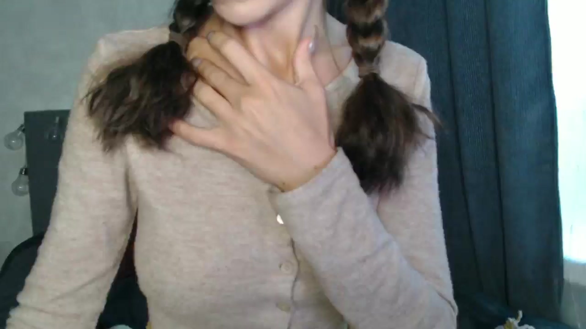 Gallery image thumbnail from Nora_Sweet's myfreecams stream on, 09/25/2024, 12:06 image 17 of 20