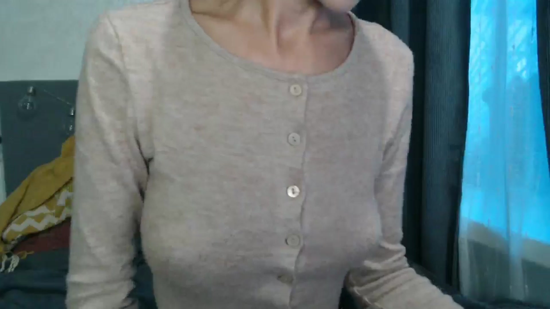 Gallery image thumbnail from Nora_Sweet's myfreecams stream on, 09/29/2024, 14:41 image 5 of 20