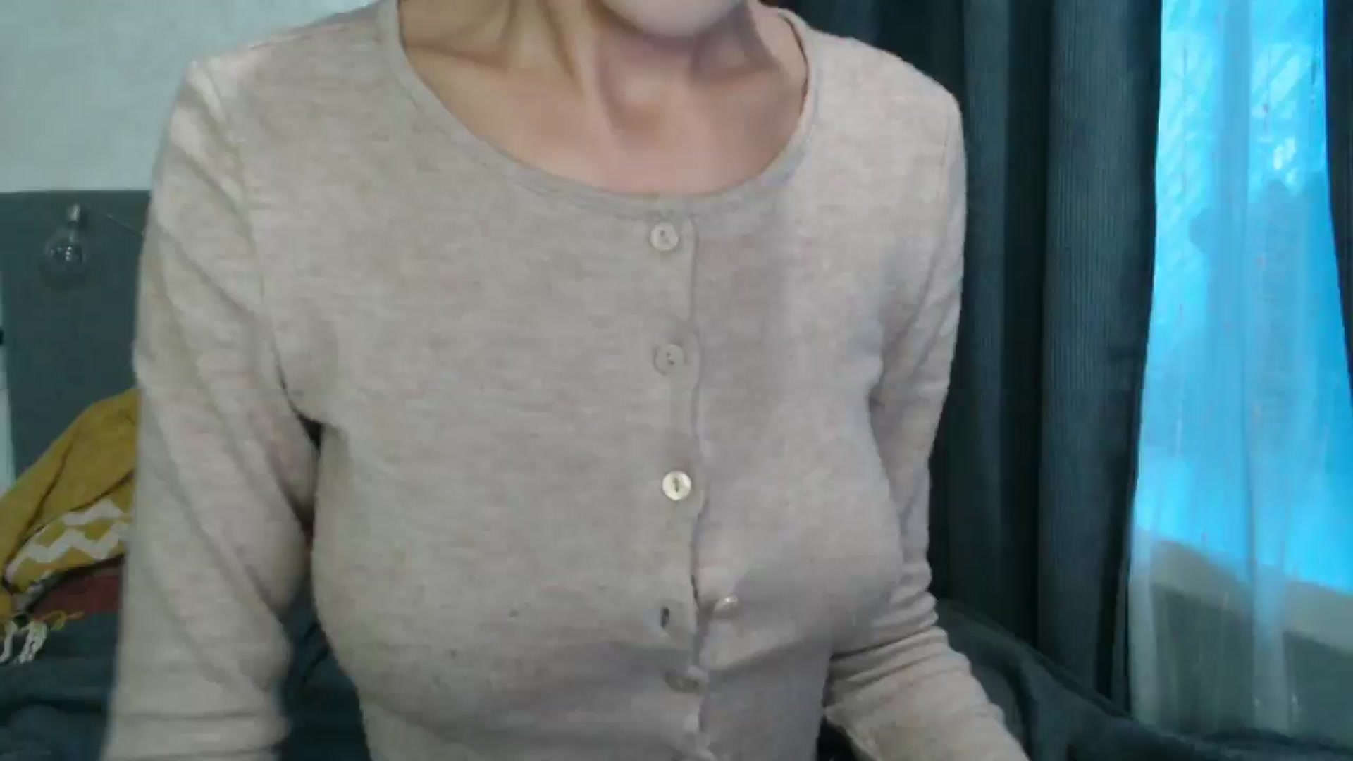Gallery image thumbnail from Nora_Sweet's myfreecams stream on, 09/29/2024, 14:41 image 10 of 20