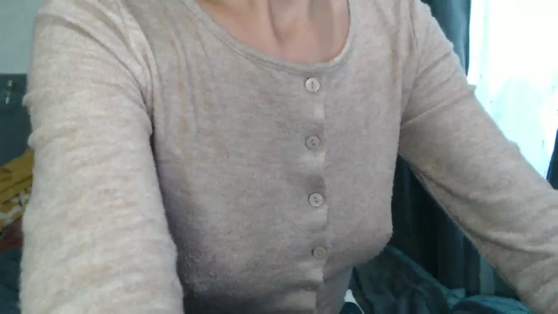 Gallery image thumbnail from Nora_Sweet's myfreecams stream on, 09/30/2024, 11:23 image 15 of 20